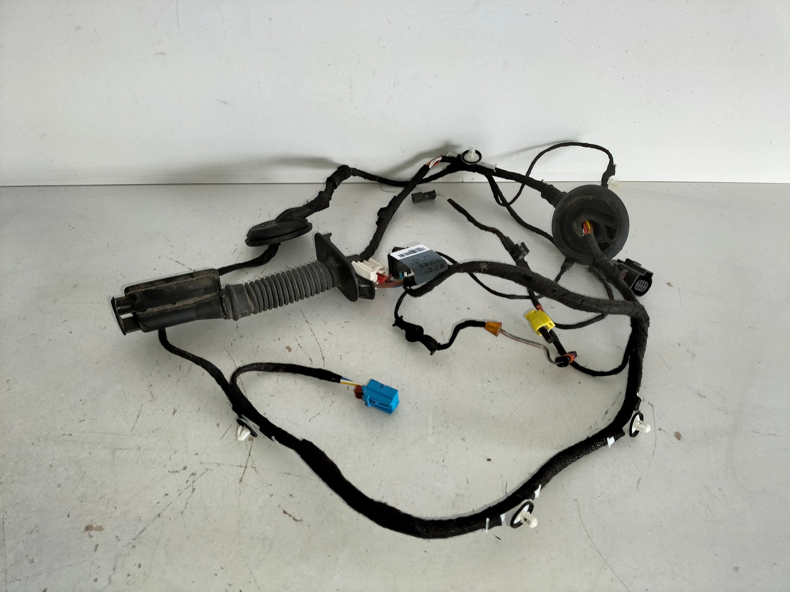 bundle wiring door front left AUDI Q5 II 16