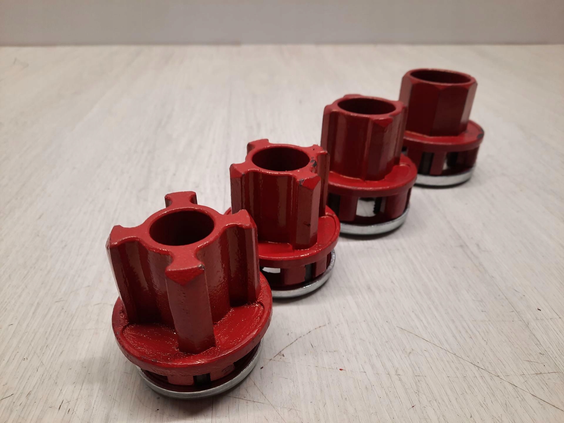 Zestaw gwintowników do rur, 4 szt. 1/2," 3/4," 1", 1-1/4" EAN (GTIN) 4057242241407