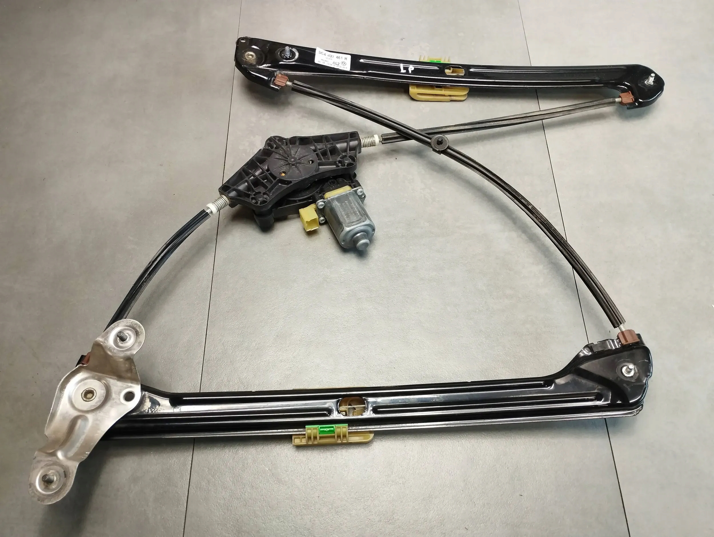 Volkswagen Golf VII 7 mechanism windows left front 5G4837461H