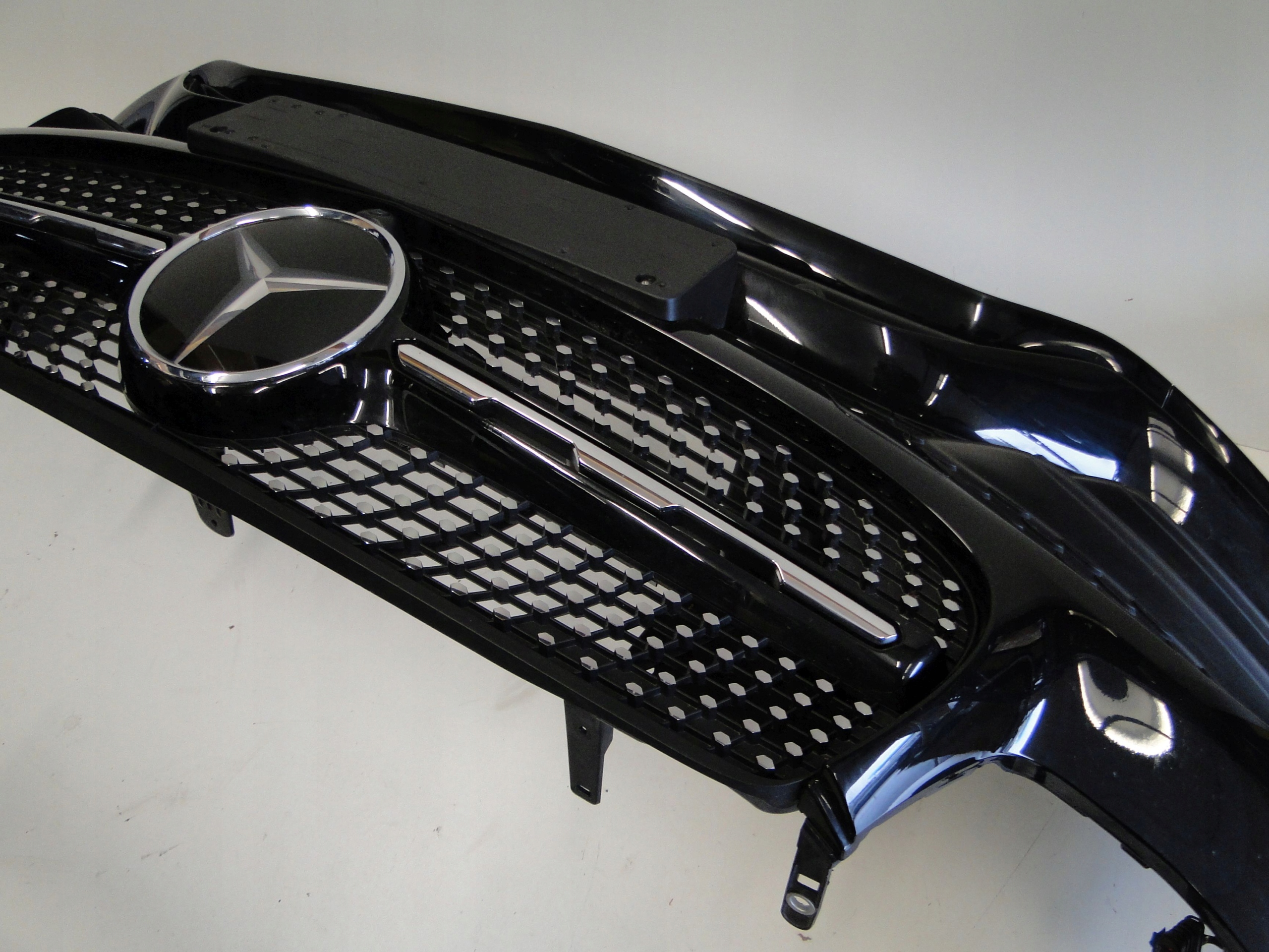 MERCEDES GLC 253 X253 C253 LIFT GRILL DIAMENT KAMERA RADAR ATRAPA AMG Kolor srebrny
