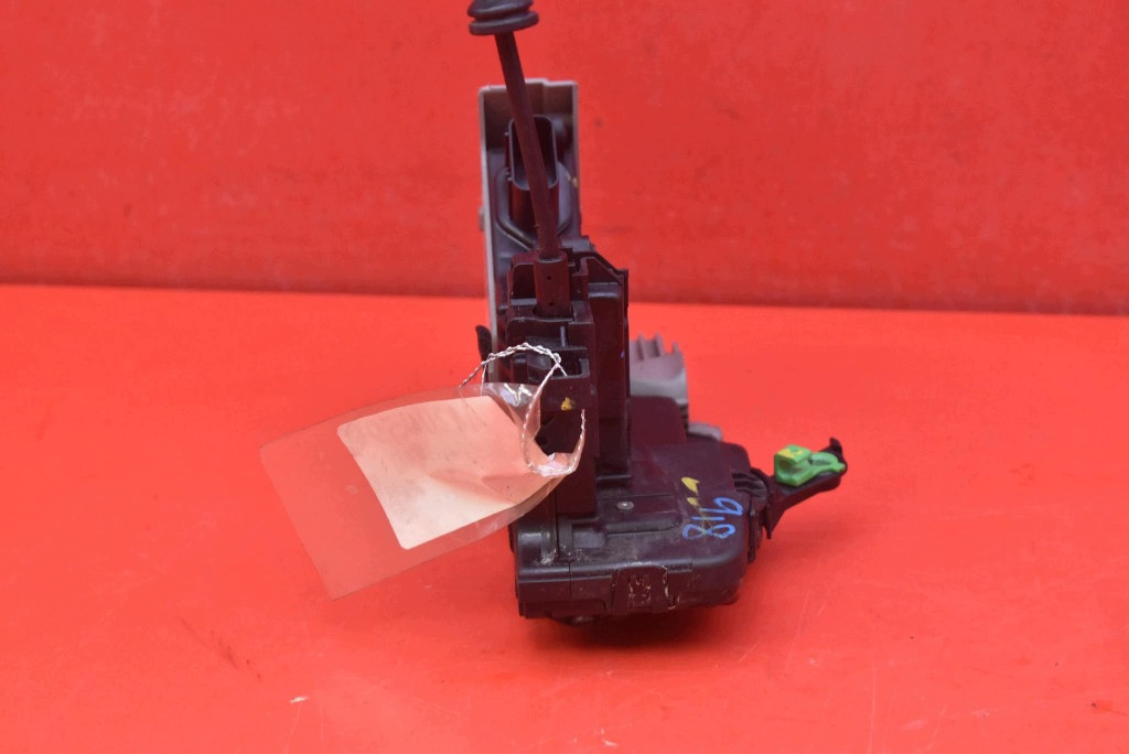 lock door left front front EU 81310-J7010 KIA CEED 3 III 5D HB 18-20