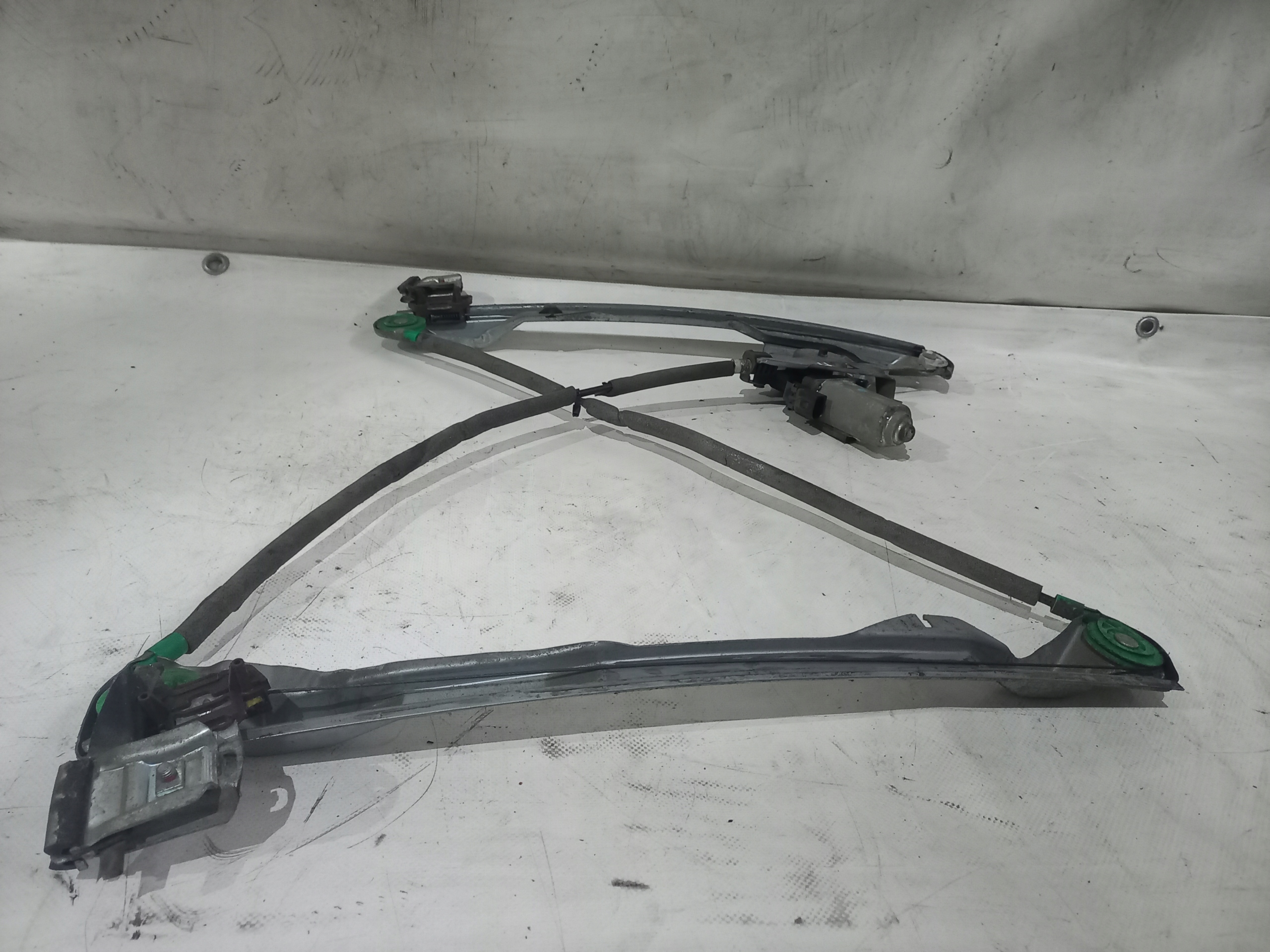 window regulator right front 8 Pin Ford Focus MK1