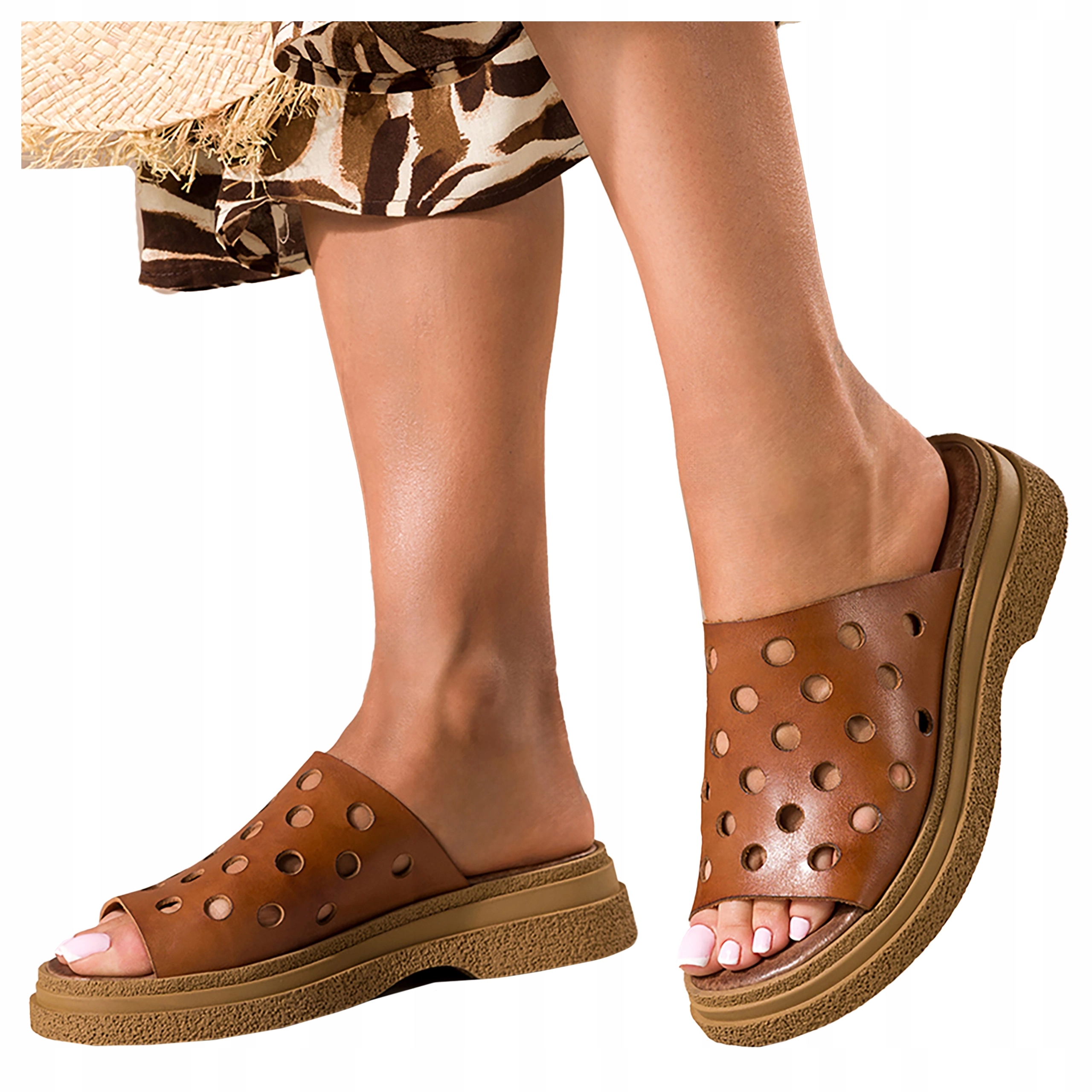 Kožené Žabky Dámské Hnědé Ažurové Koturn Nasouvací Produkt Polský vel. 38