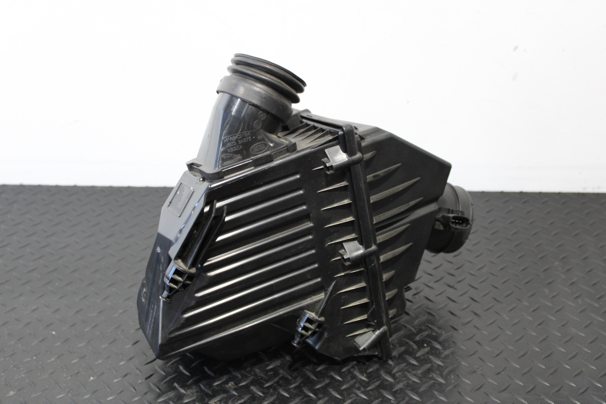 Gehäuse filter luft LAND ROVER EVOQUE II 2 L551 GJ32-9A612-AB