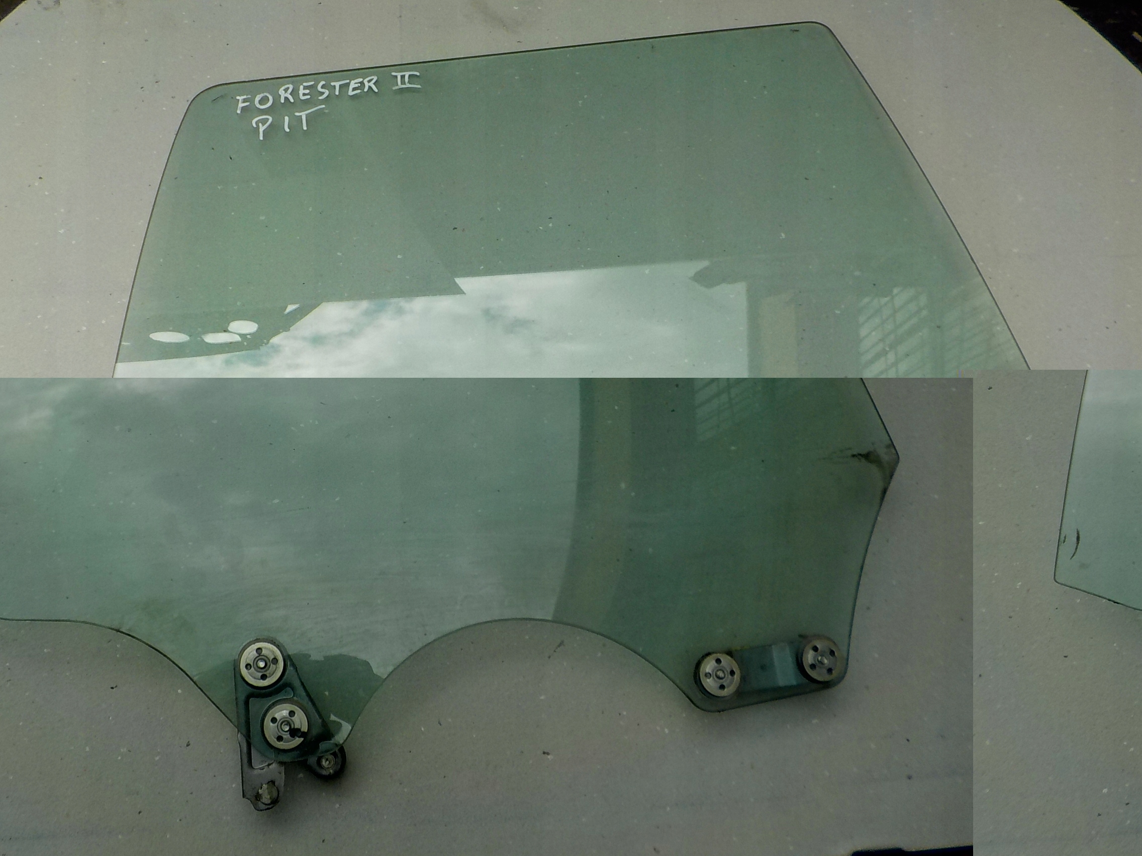 window right rear part subaru forester II 2007r
