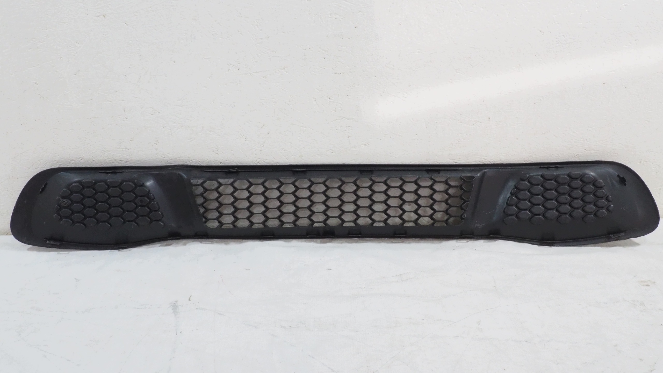 Smart Fortwo II central grid of a bumper front A4518880423