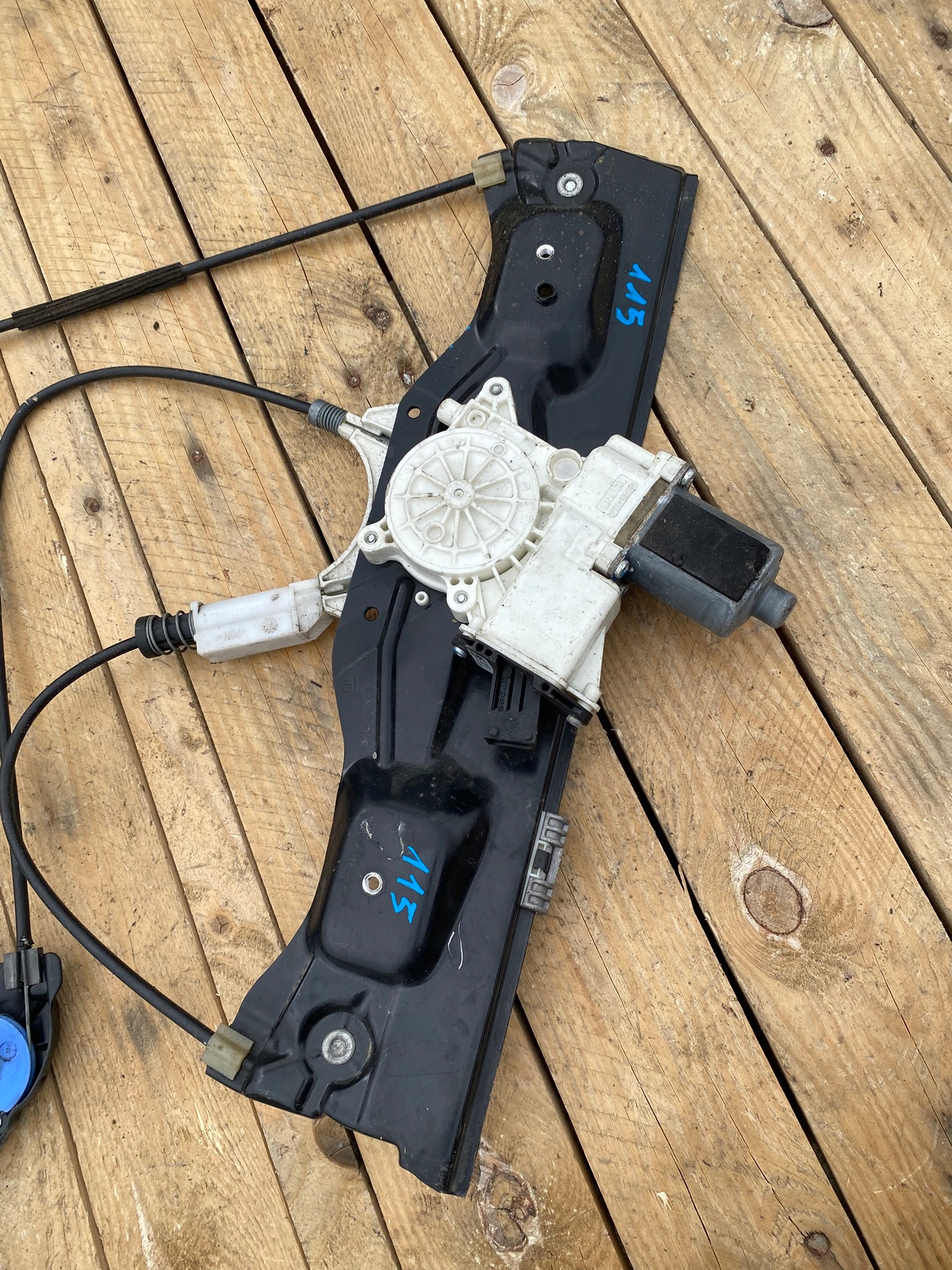 mechanism window regulator left front OPEL ASTRA III H CABRIO 13193231
