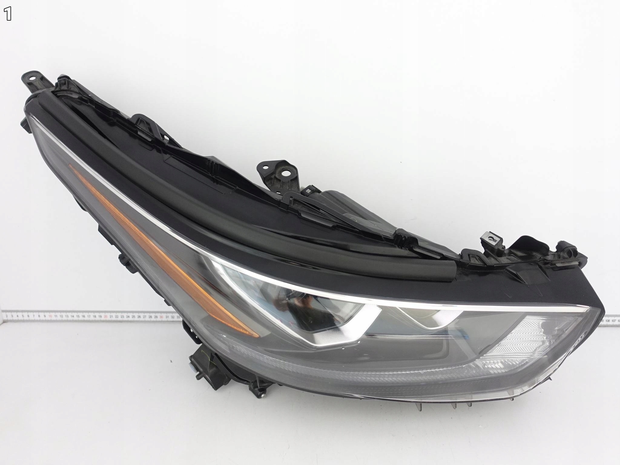 TOYOTA HIGHLANDER IV 4 XU70 19- FULL LED light right front EUROPA