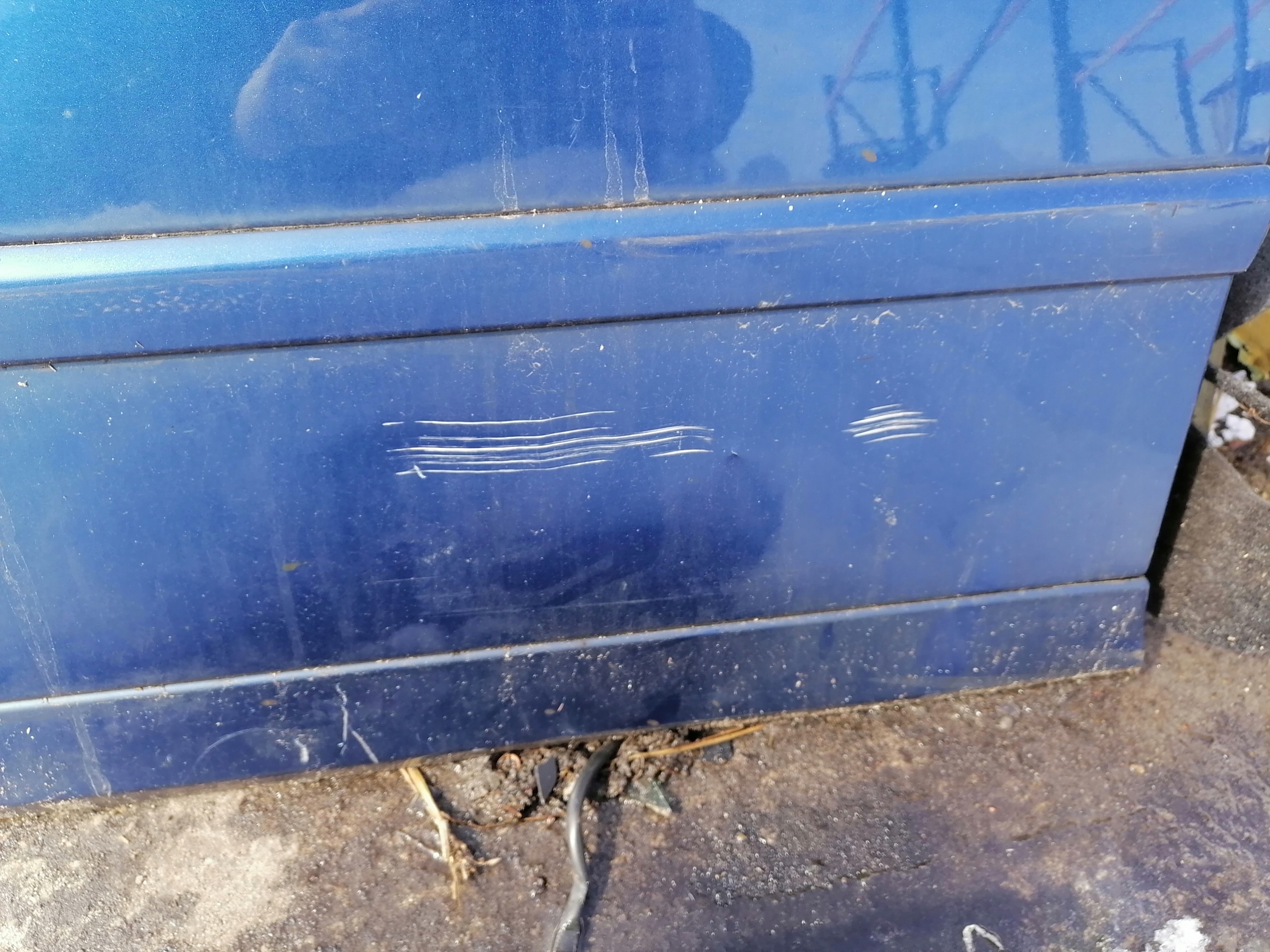 dveře levý předek AUDI A4 B7 LZ5C