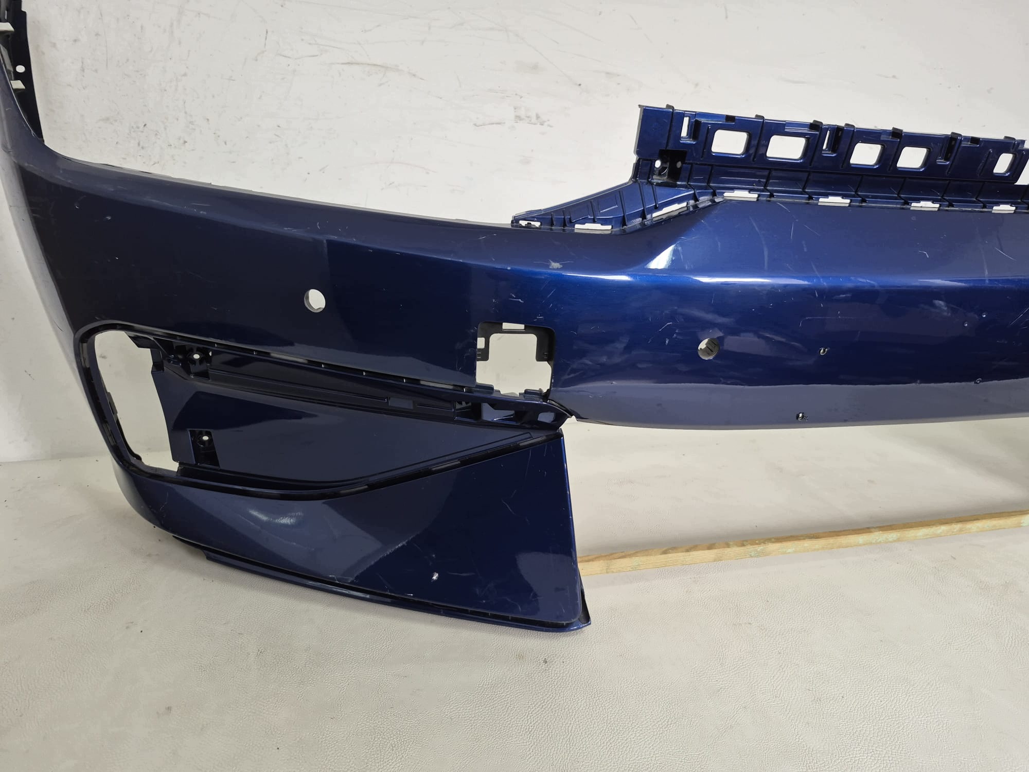 KIA EV6 GT 21-24 bumper front front PDC