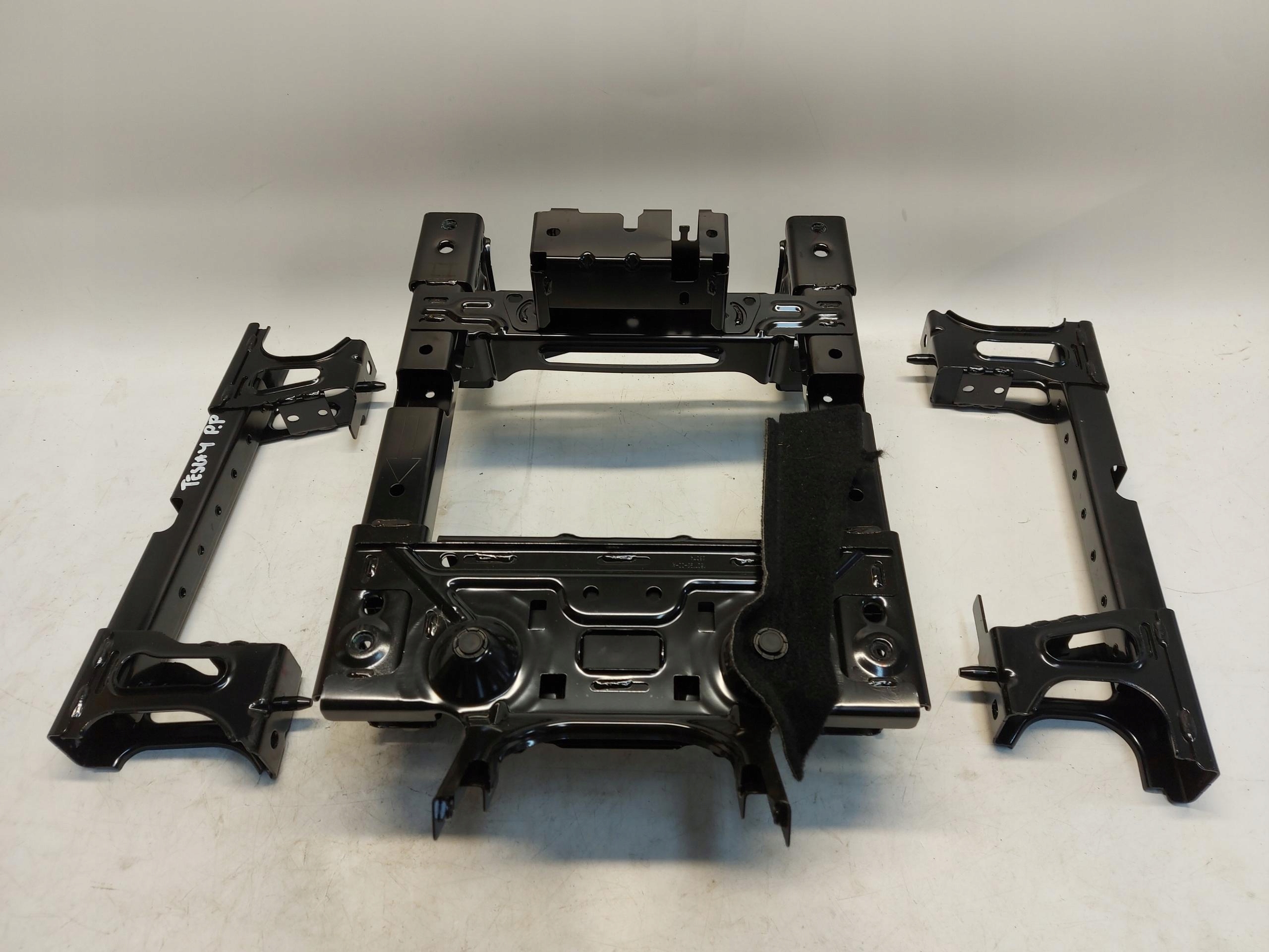 TESLA MODEL Y 2023r Support plaque Siège komplet 1507192-00-A