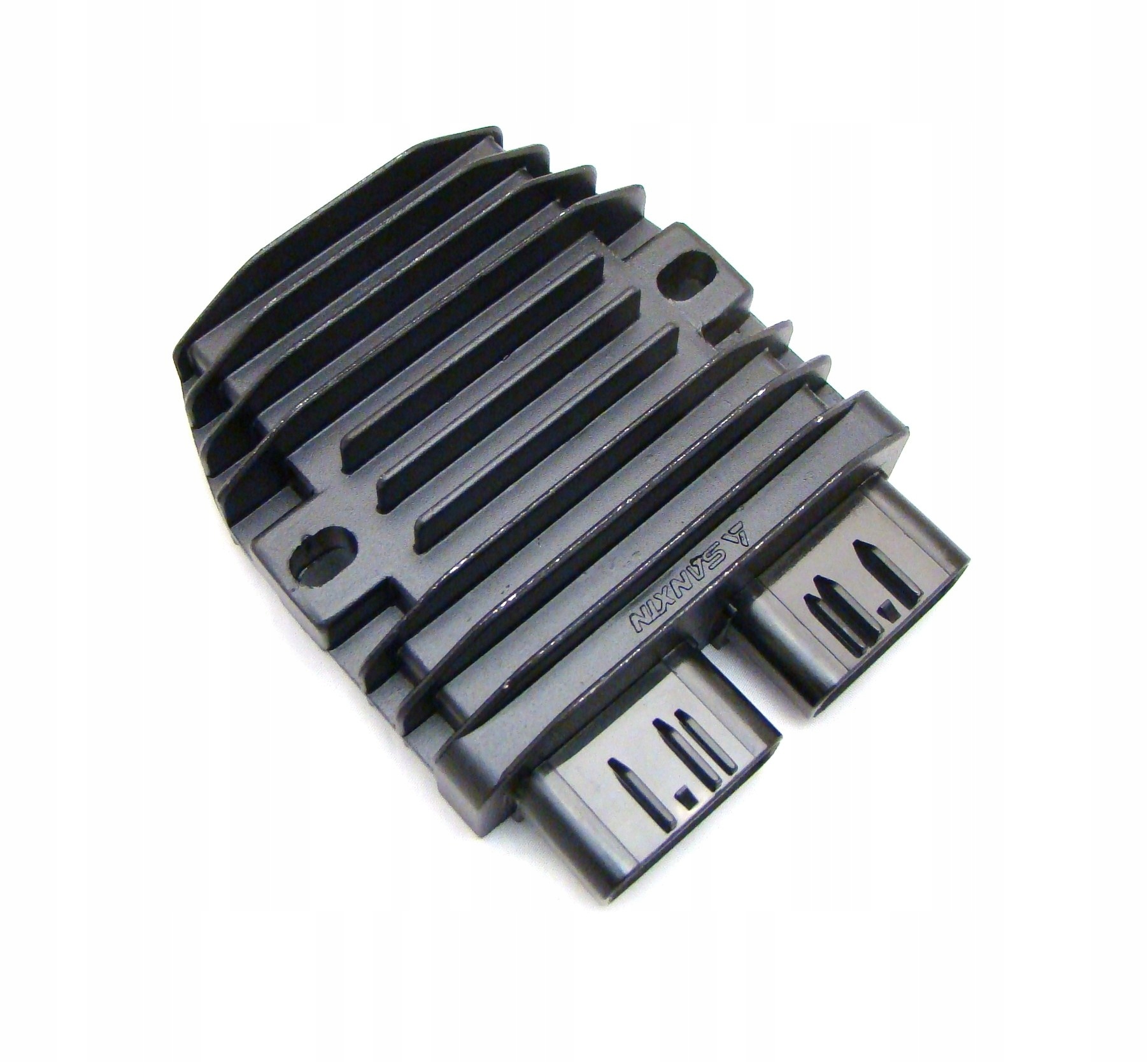 T47354 - JUNAK NK650 РЕГУЛЯТОР НАПРЯЖЕНИЯ