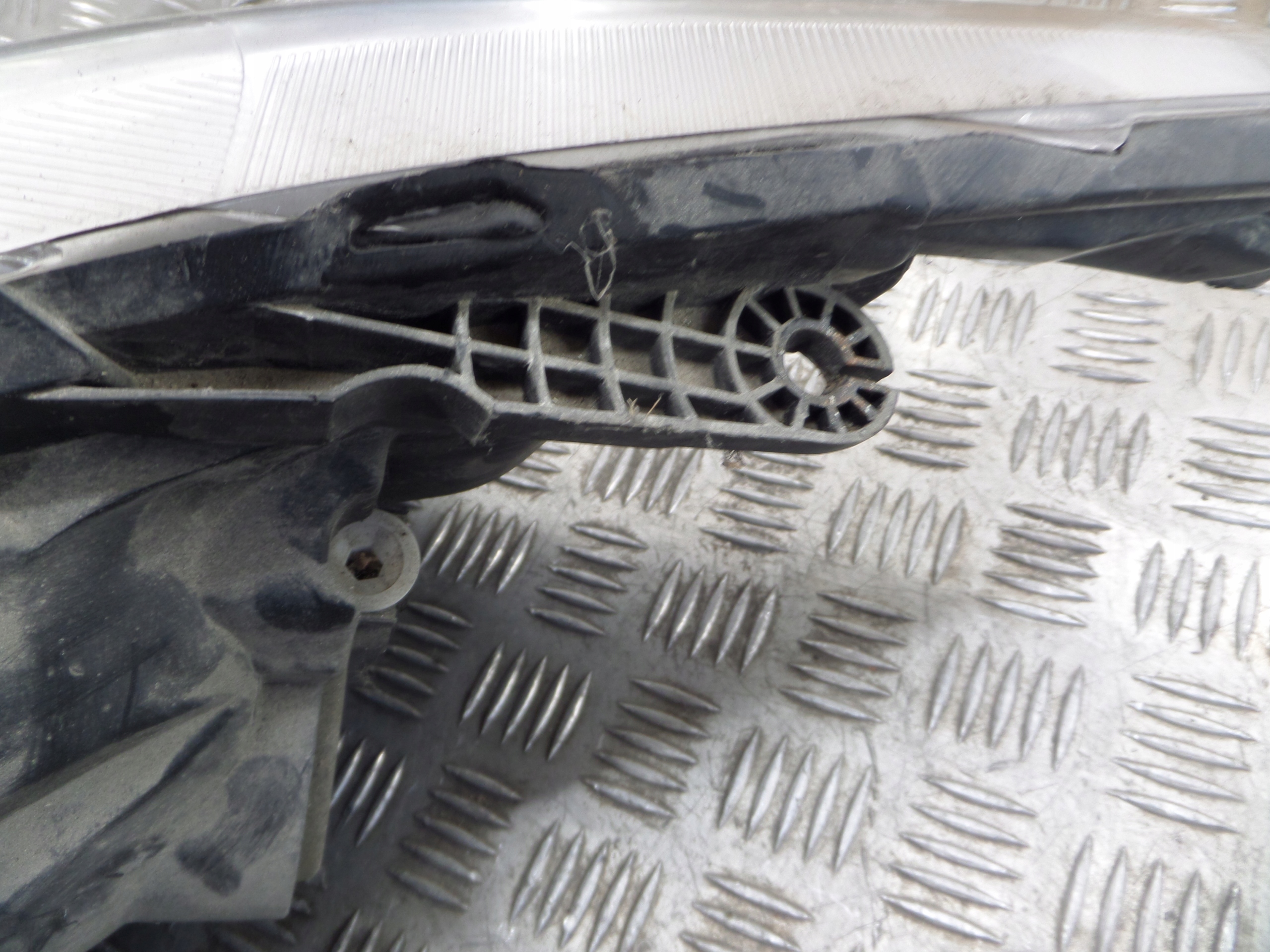 light right FORD TRANSIT MK8
