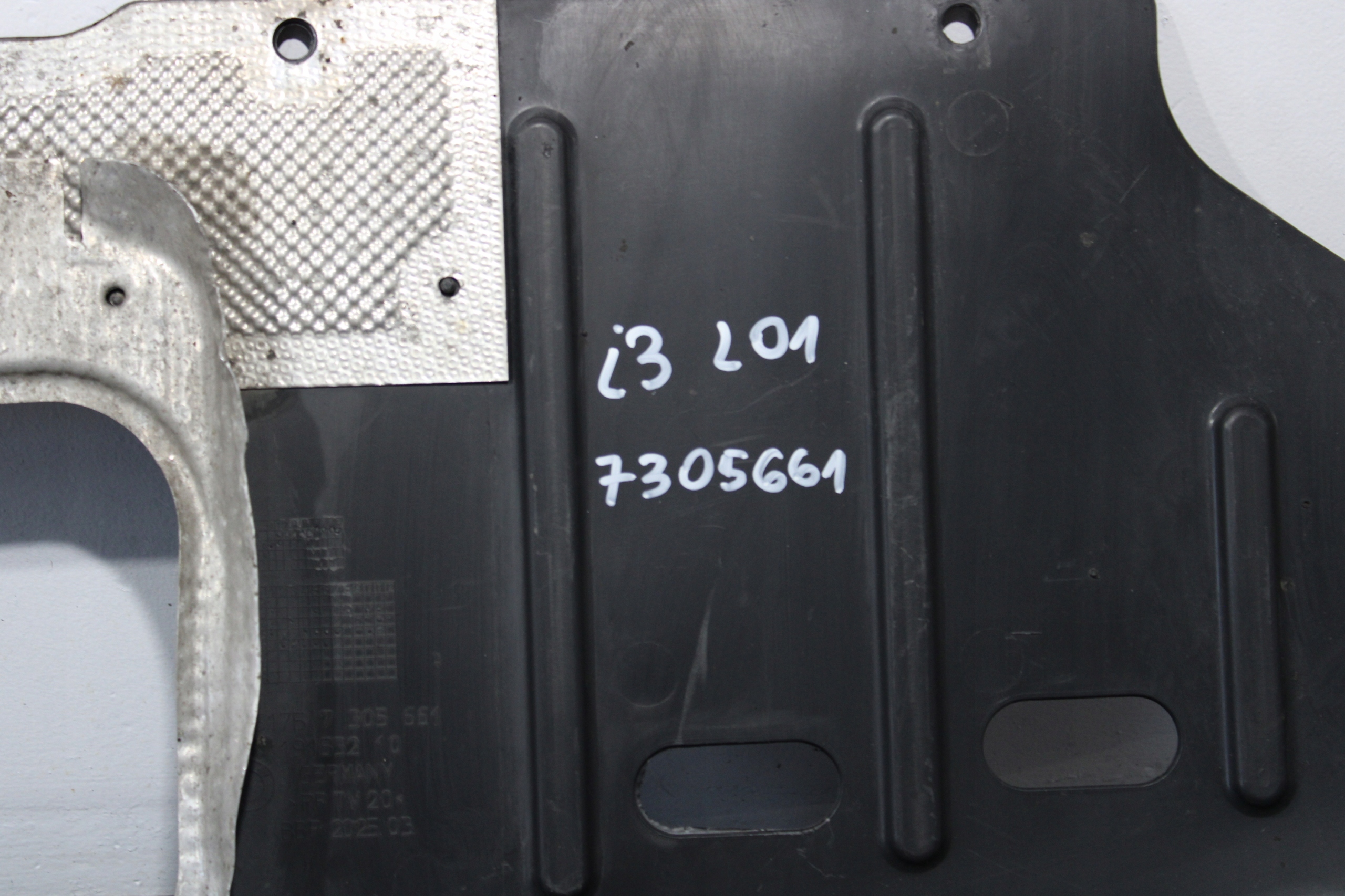 ABDECKUNG BLENDE ABDECKUNG UNTERFAHRSCHUTZ 7305661 BMW I3 L01