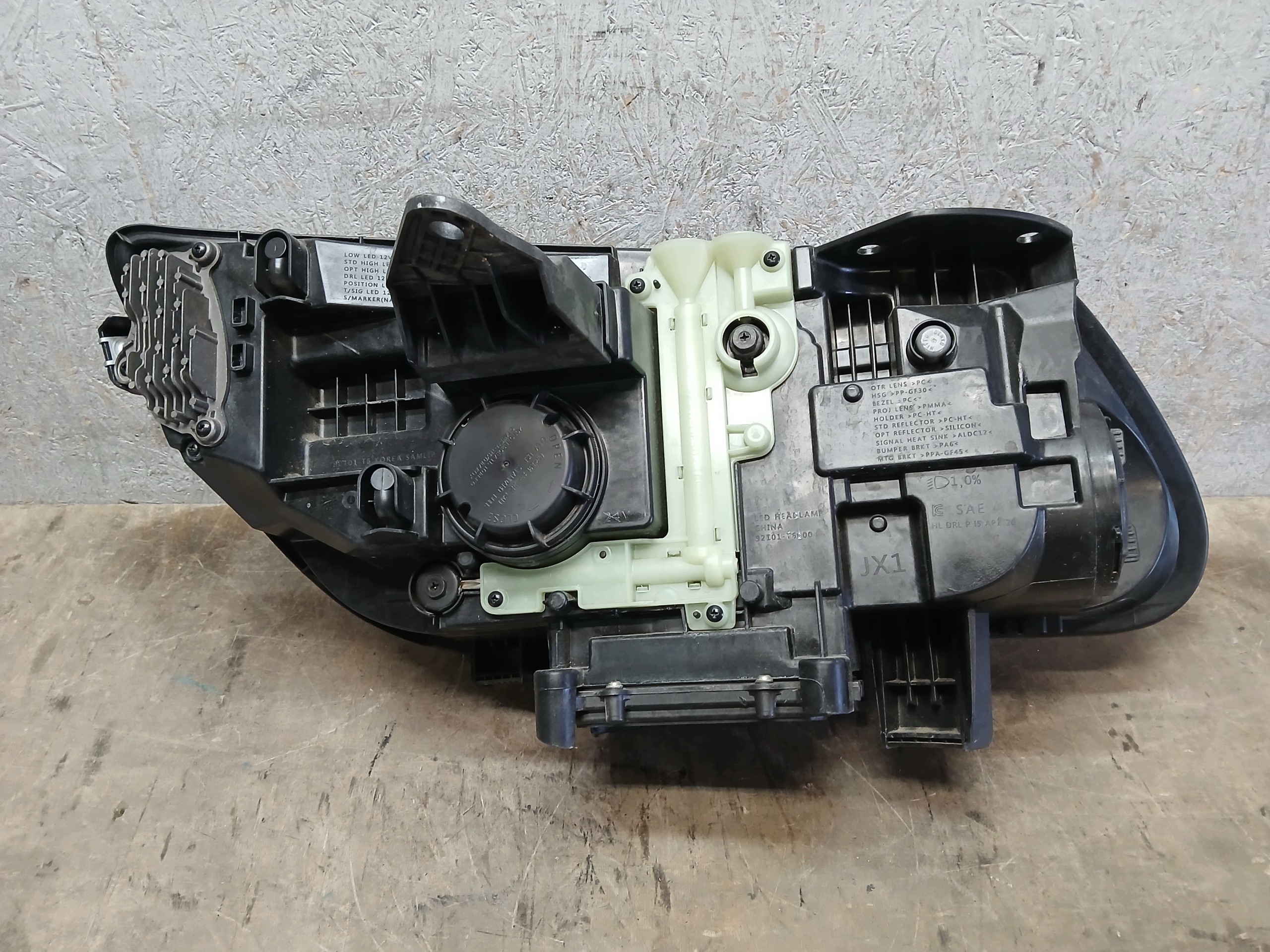 světlo předek levá GENESIS GV80 GV-80 GV 80 FULL LED 92183-T6100