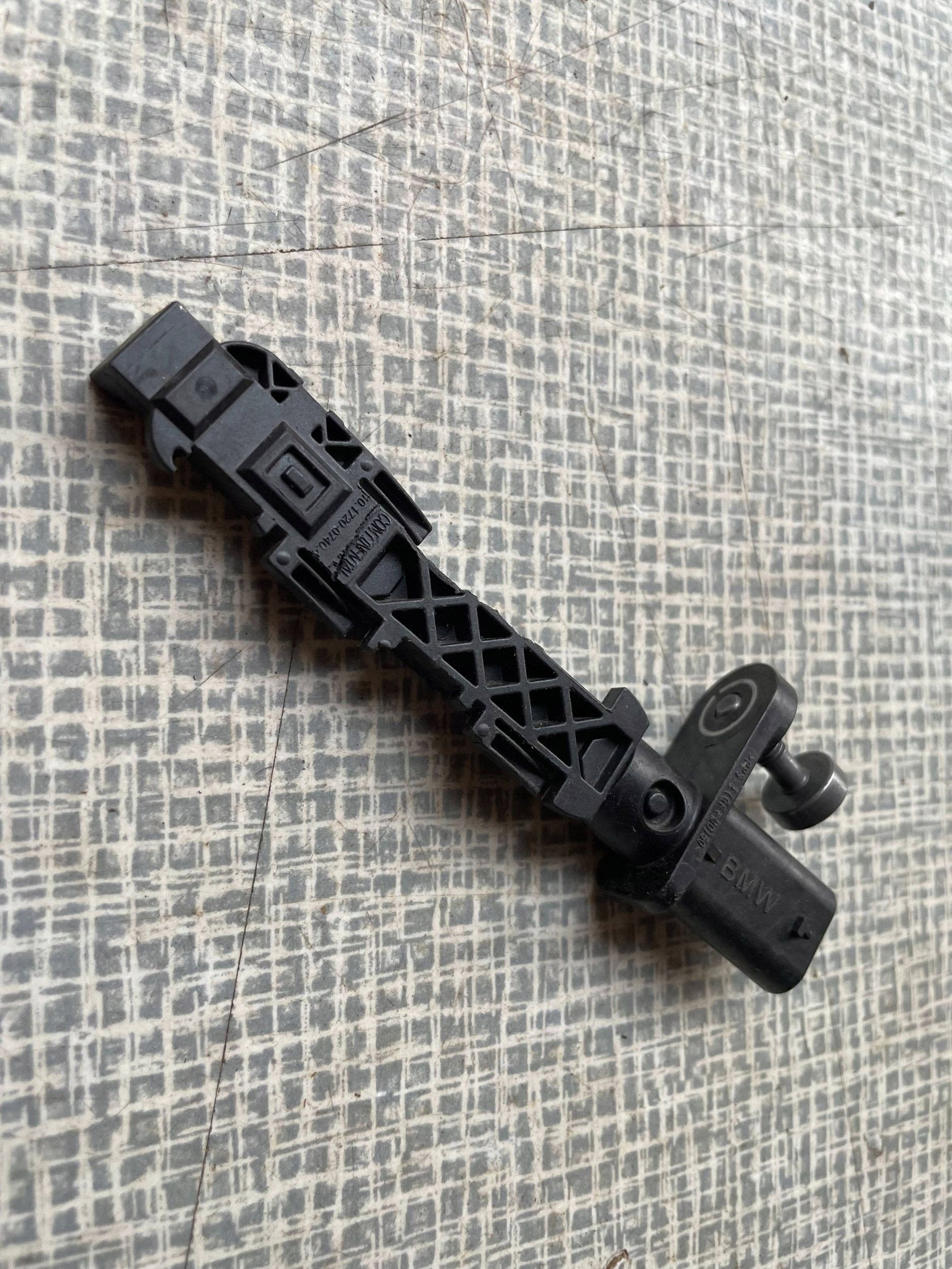 MINI COOPER F55 F56 1.5 B shaft position sensor 8644376 !J