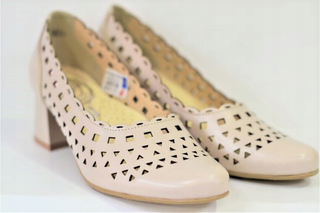 KORZENIOWSKI CZÓŁENKA 3246 BEŻ 108 R. 39 Marka inna