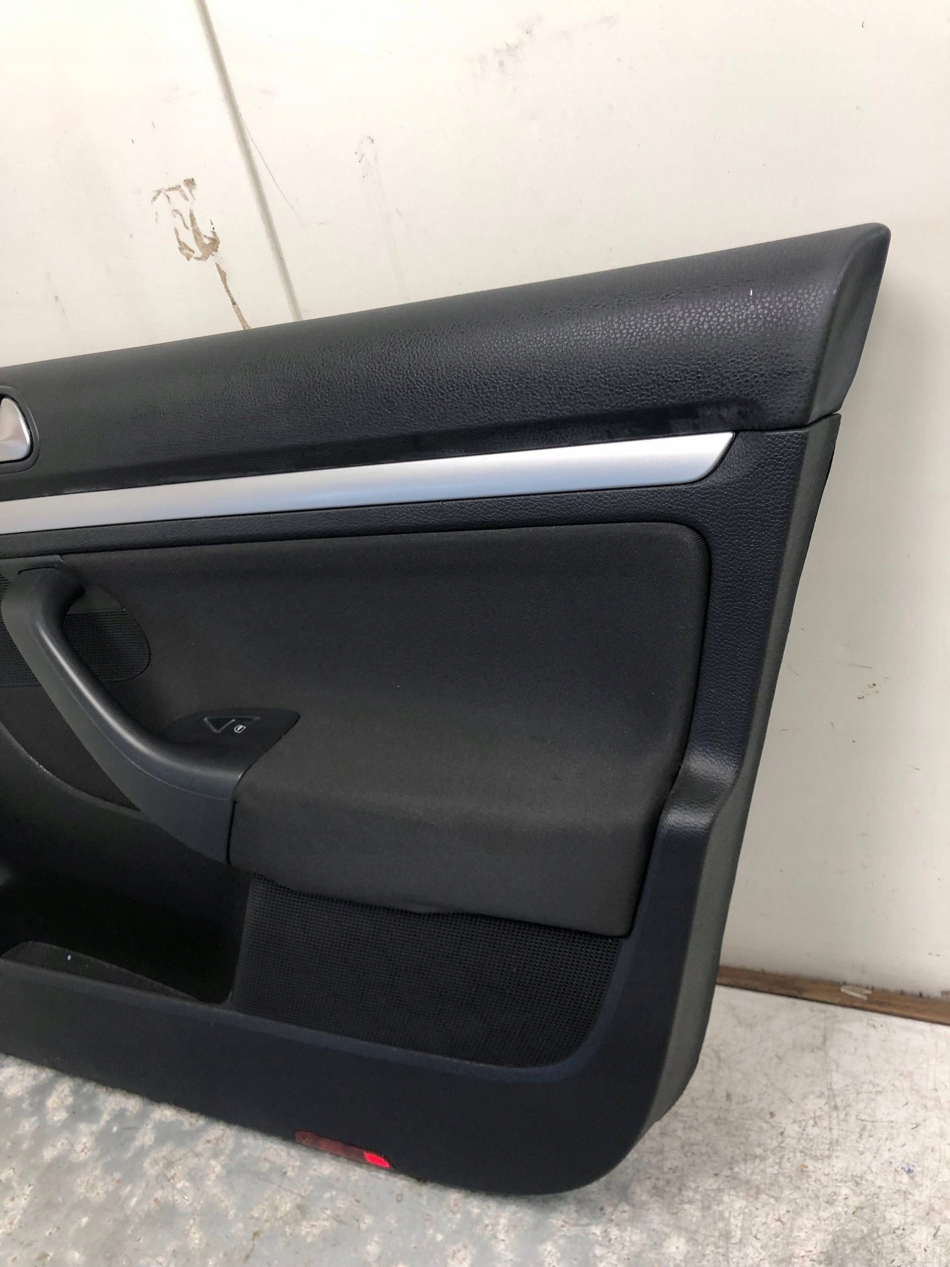 side door right front VW GOLF VI KOMBI 1K4867012