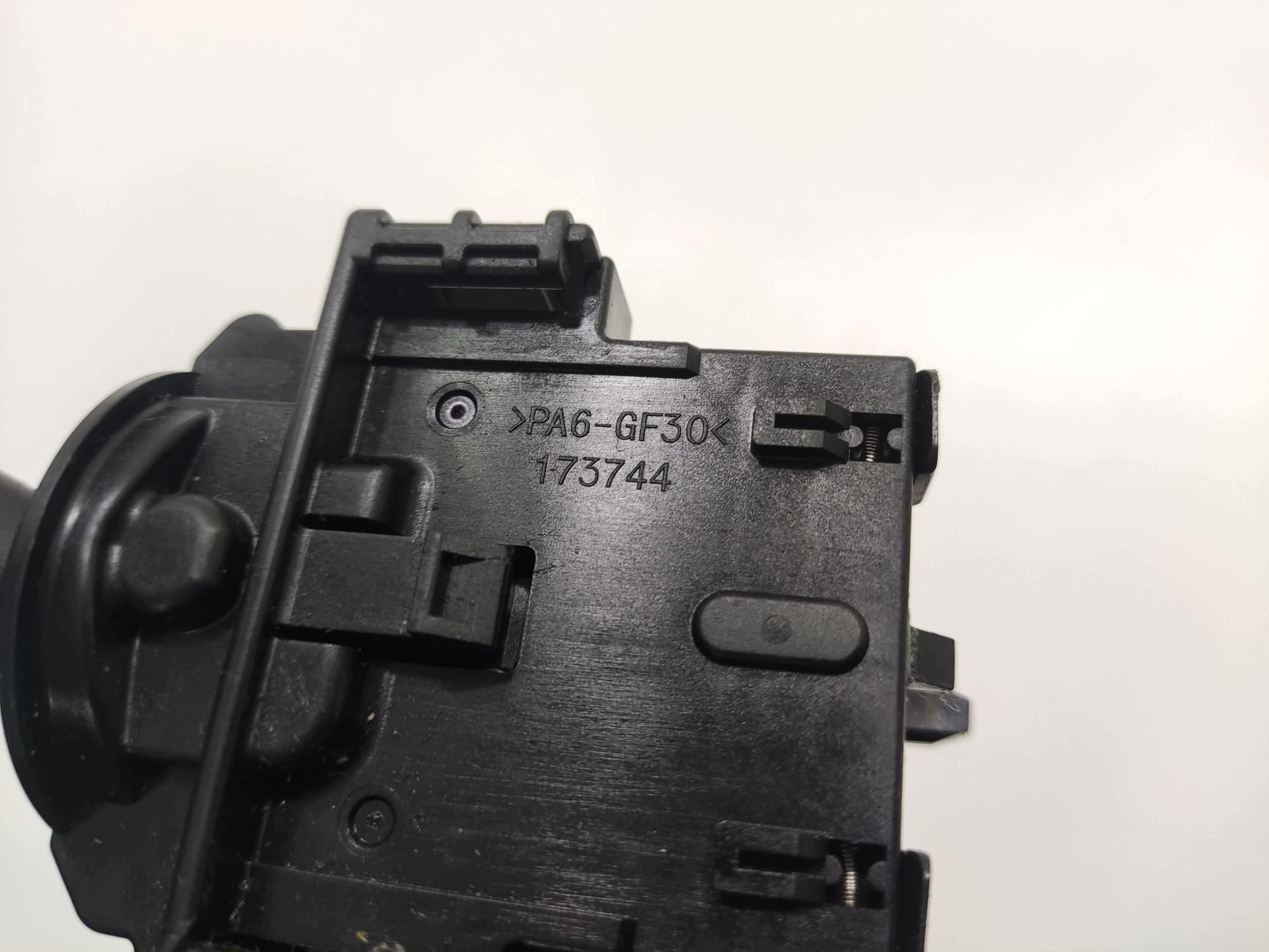 commodo interrupteur commande phares feux SUZUKI SWIFT IV MK7 2010-2017 173744