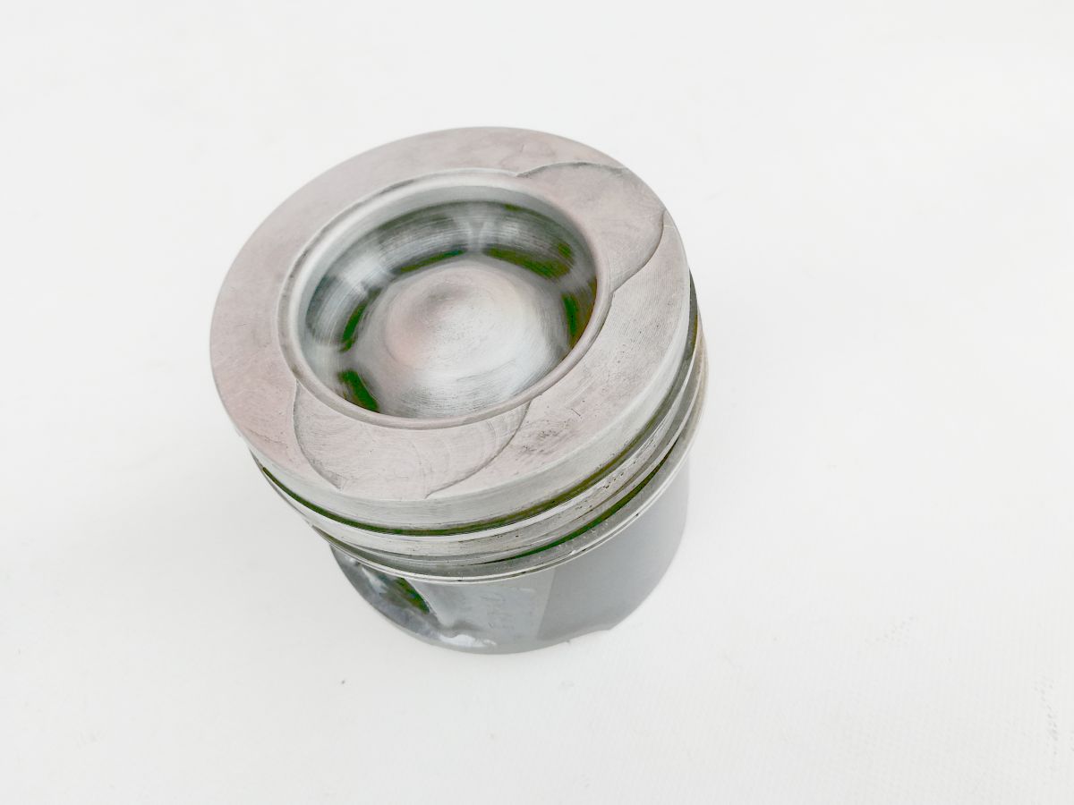 RENAULT KANGOO DACIA 1,5 DCI EUR6 ПОРШЕНЬ ОРИГИНАЛ