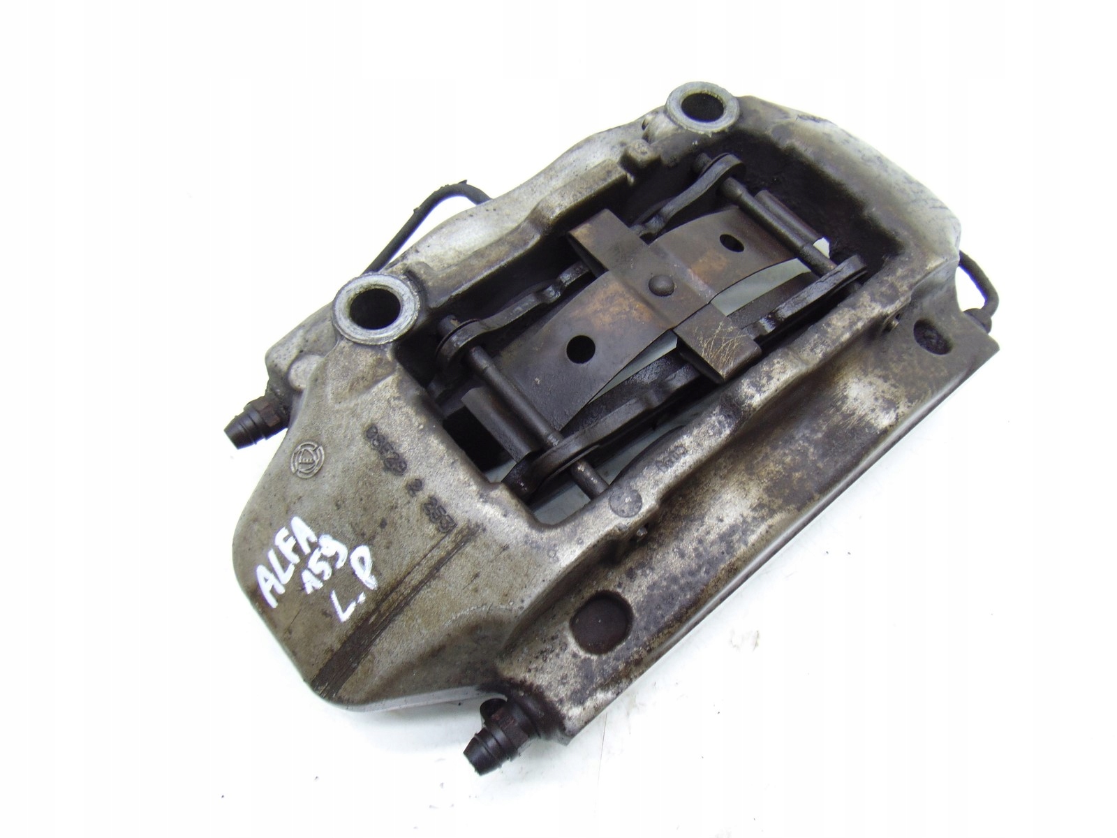 ПЕРЕДНИЙ ПРАВЫЙ ПЕРЕДНИЙ ЗАЖИМ ALFA ROMEO 159 2.4 JTD