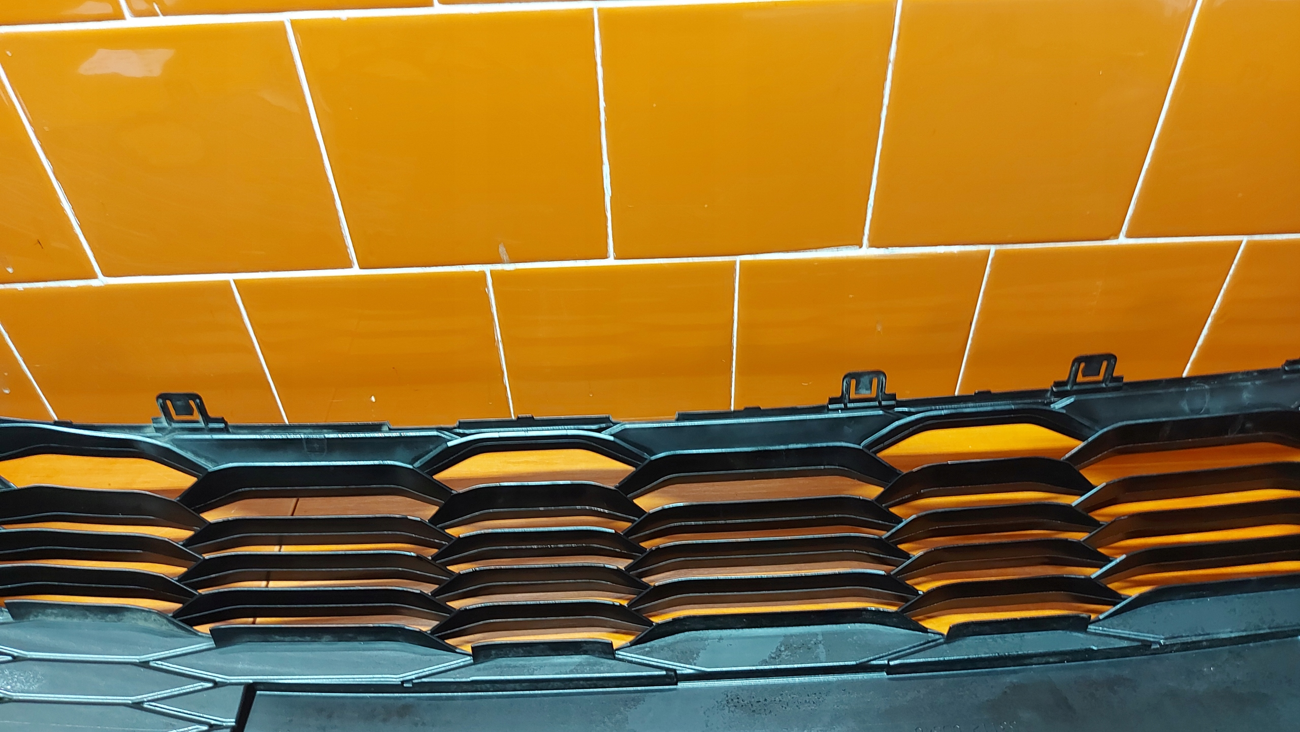 grid of a bumper central front front TOYOTA YARIS III 17- LIFT