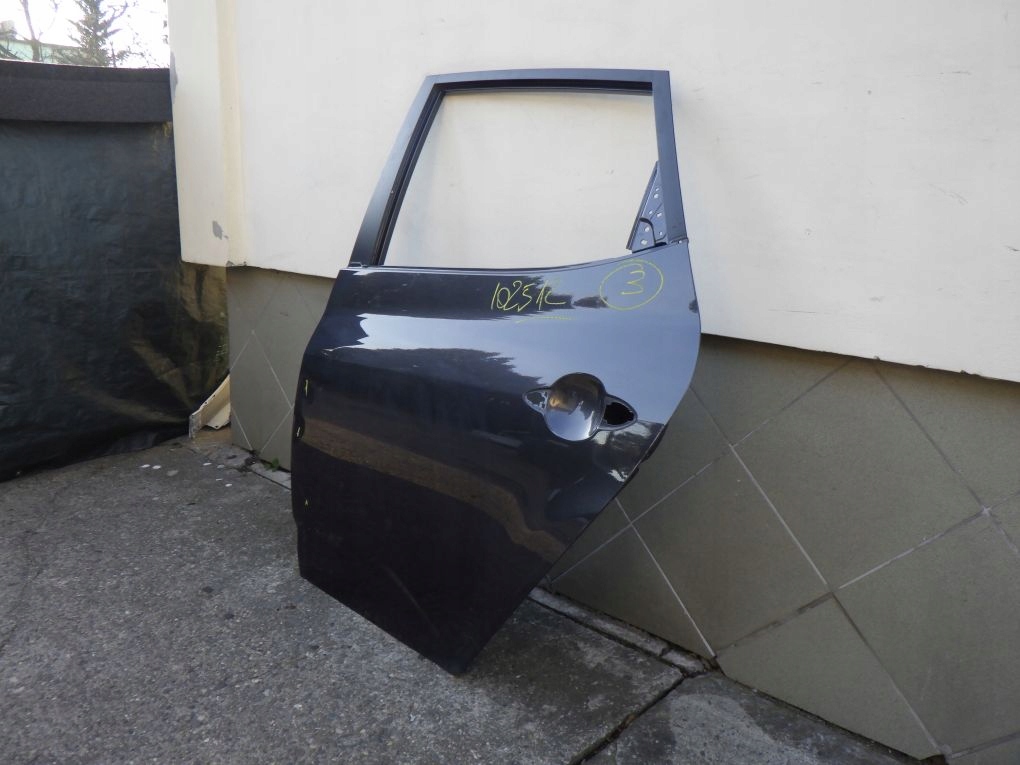 KIA VENGA 09- door left rear.