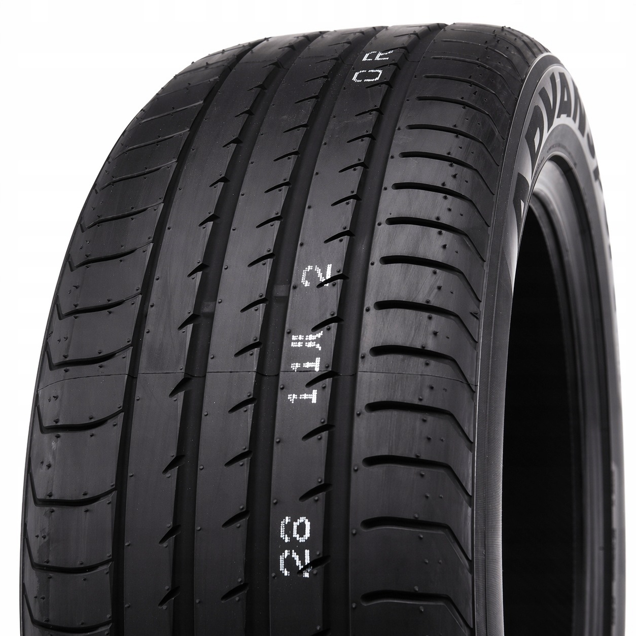 1x Opona 225/45R18 Yokohama Advan Sport V105
