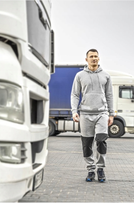 HOGERT SIWA BLUZA DRESOWA Z KAPTUREM KANGUREK r. M Marka Hoegert Technik