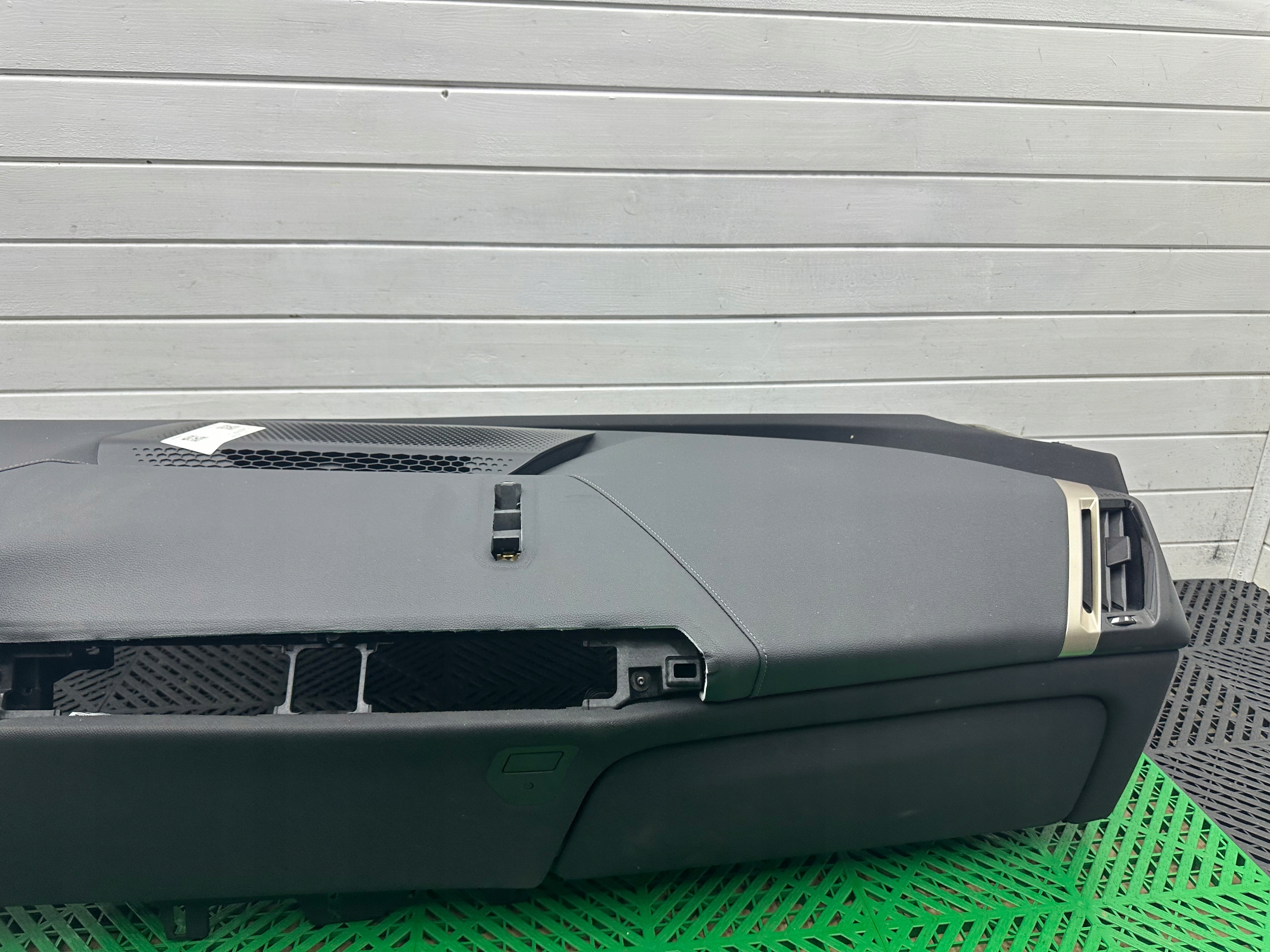 BMW iX I20 dashboard instrument panel console original