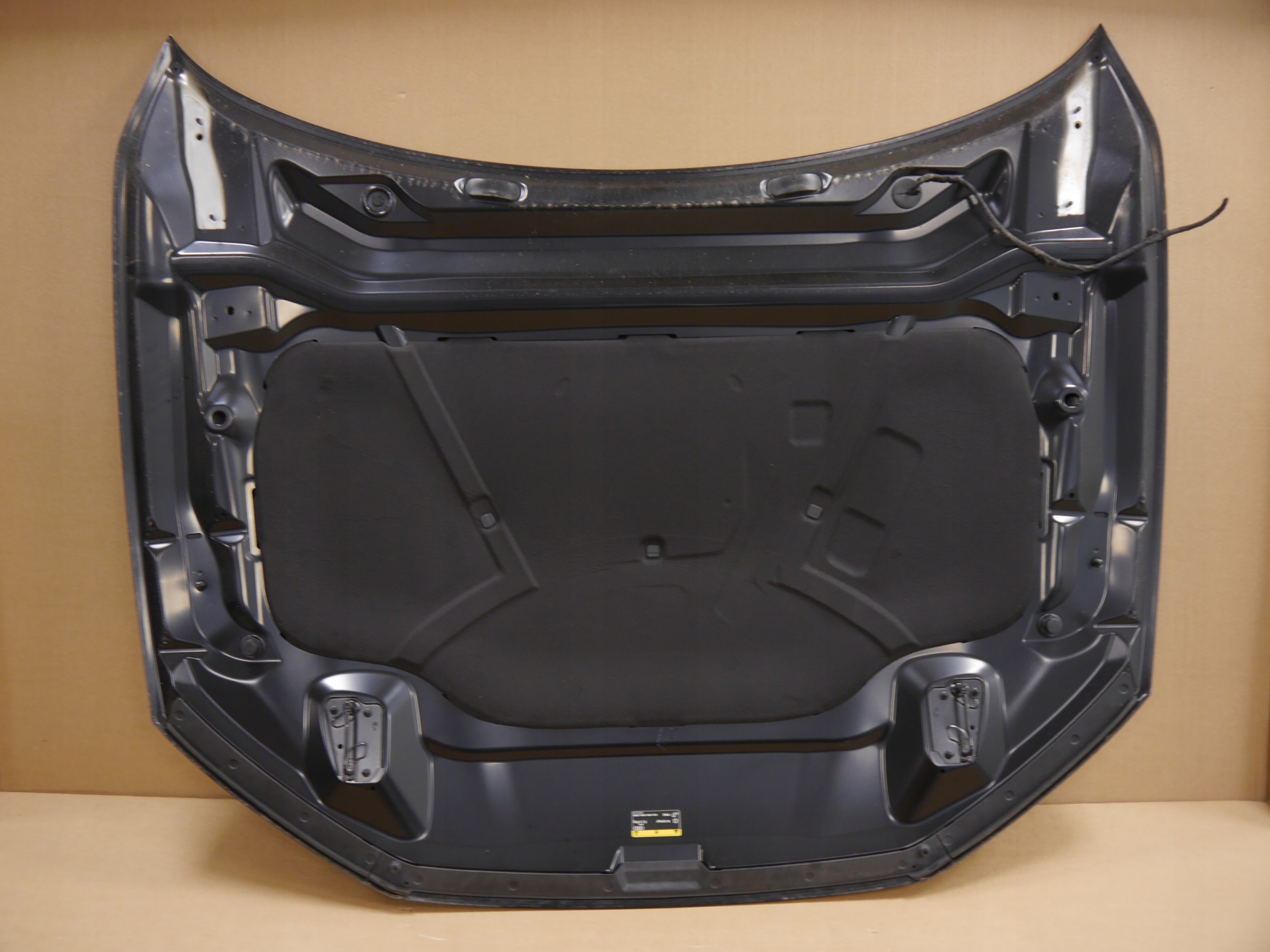 AUDI A7 4K MASKA POKRYWA SILNIKA LY9B Kolor czarny