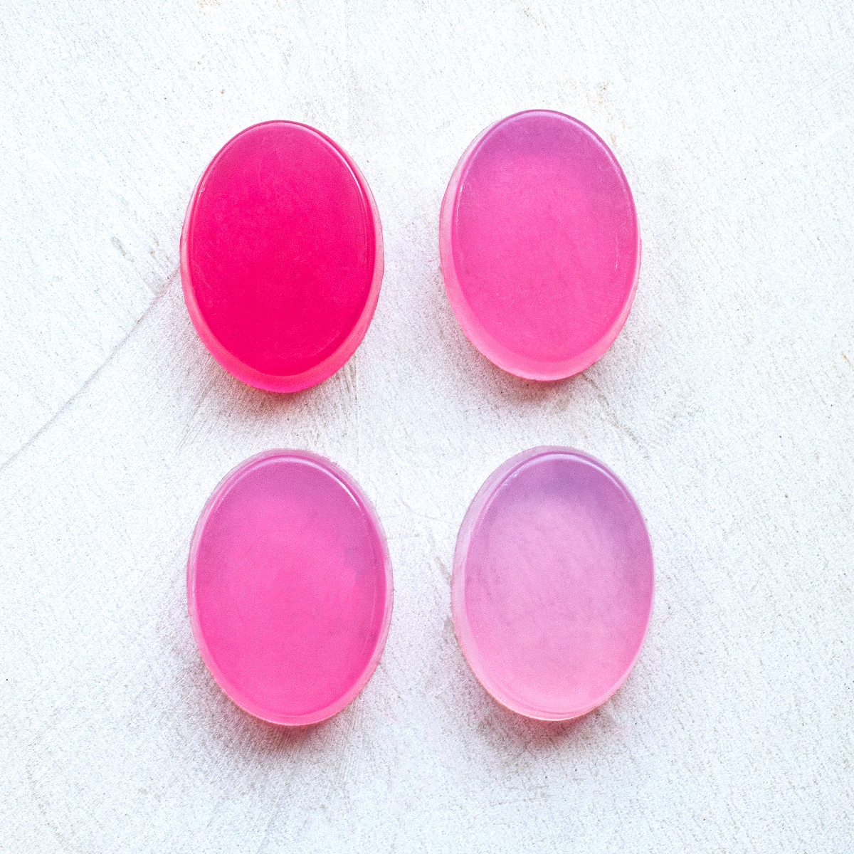 BARWNIK KOSMETYCZNY DO MYDŁA GLICERYNOWEGO NIEMIGRUJĄCY RÓŻOWY ROSE ECOSPA EAN (GTIN) 5901797523022