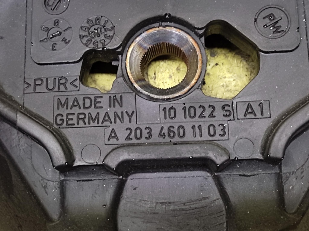 MERCEDES C class W203 steering wheel, A2034601103