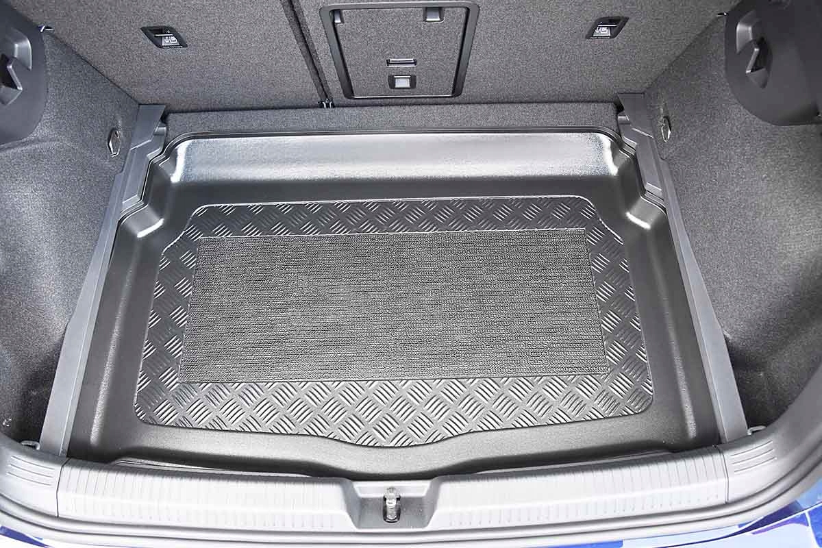 VW GOLF VIII hb facelift 2024-teraz DB mata+ANTYPOŚLIZG Producent Carmel