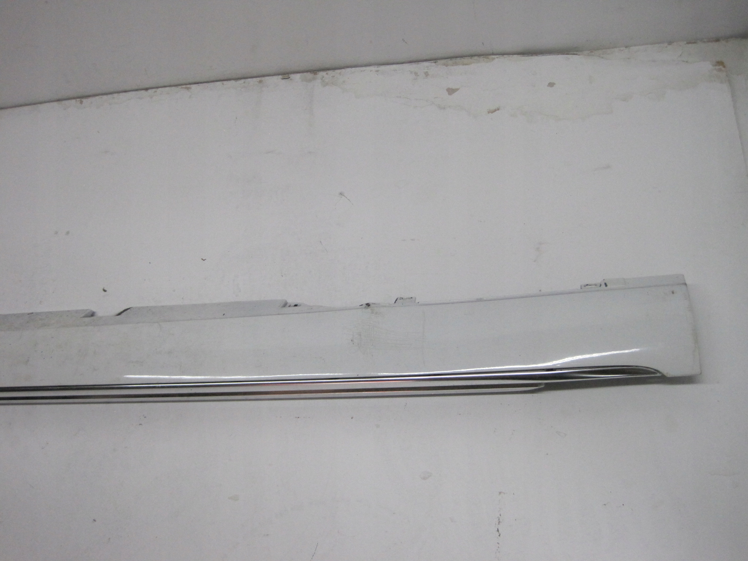cap threshold AUDI A8 4H0 right