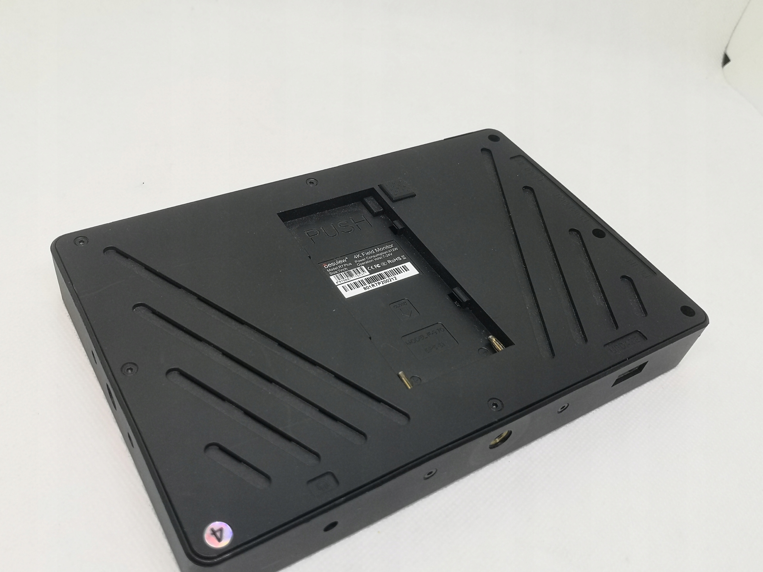 DESVIEW R7 PLUS FIELD MONITOR 7" - MONITOR PODGLĄDOWY Stan opakowania brak opakowania