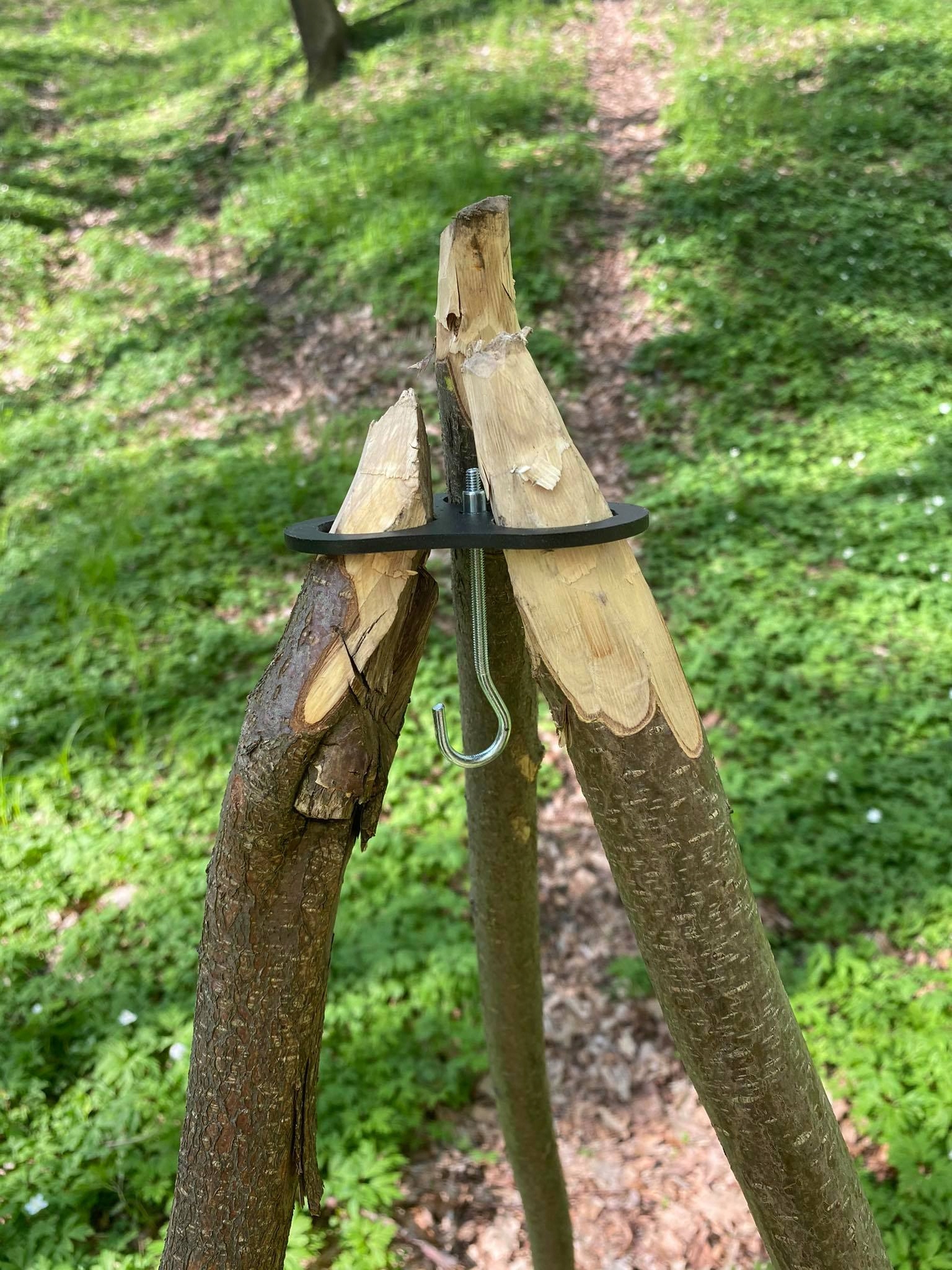 TRÓJNÓG TURYSTYCZNY SURVIVAL GRILL BUSHCRAFT RUSZT Cechy dodatkowe brak