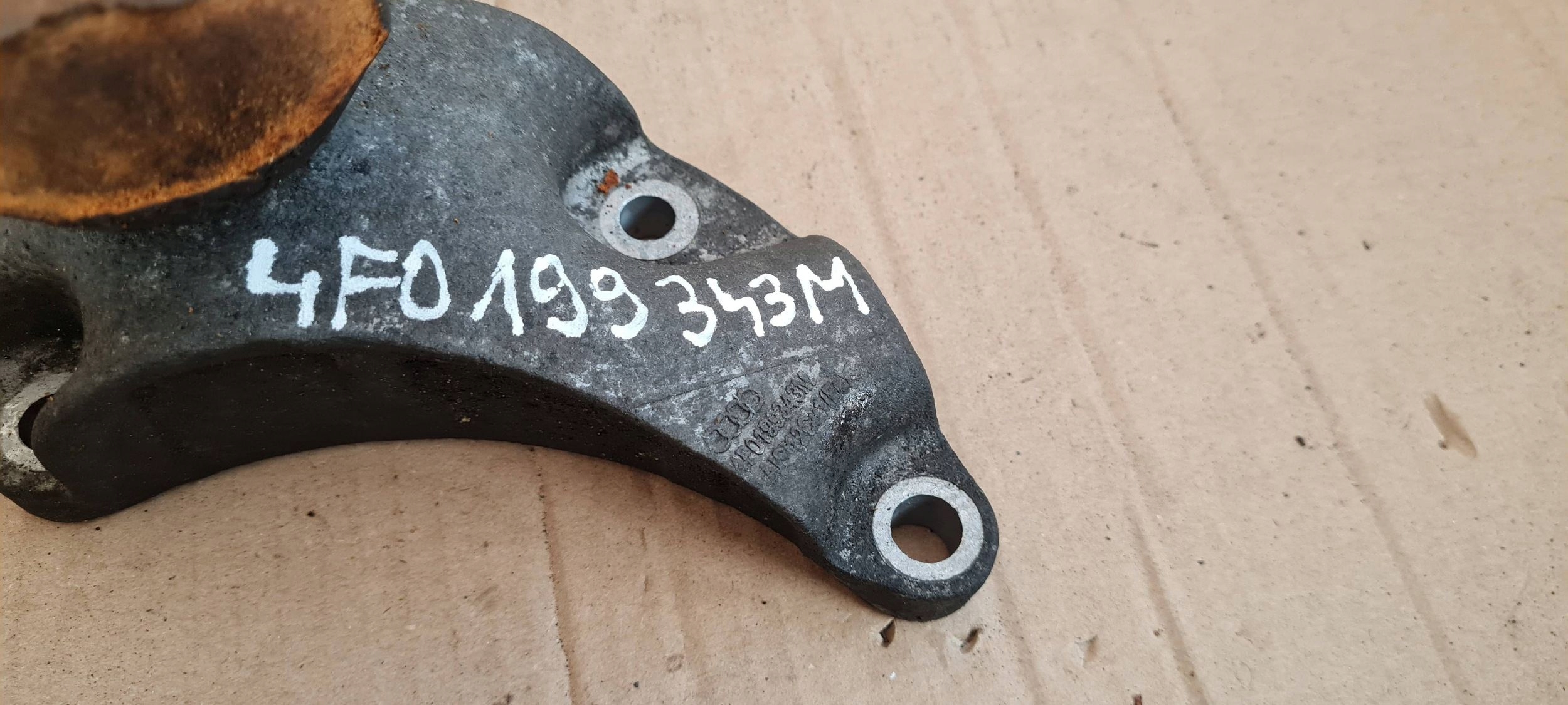 A6 C6 LIFT holder holder engine mount front 3.0 TDI 4F0199343M