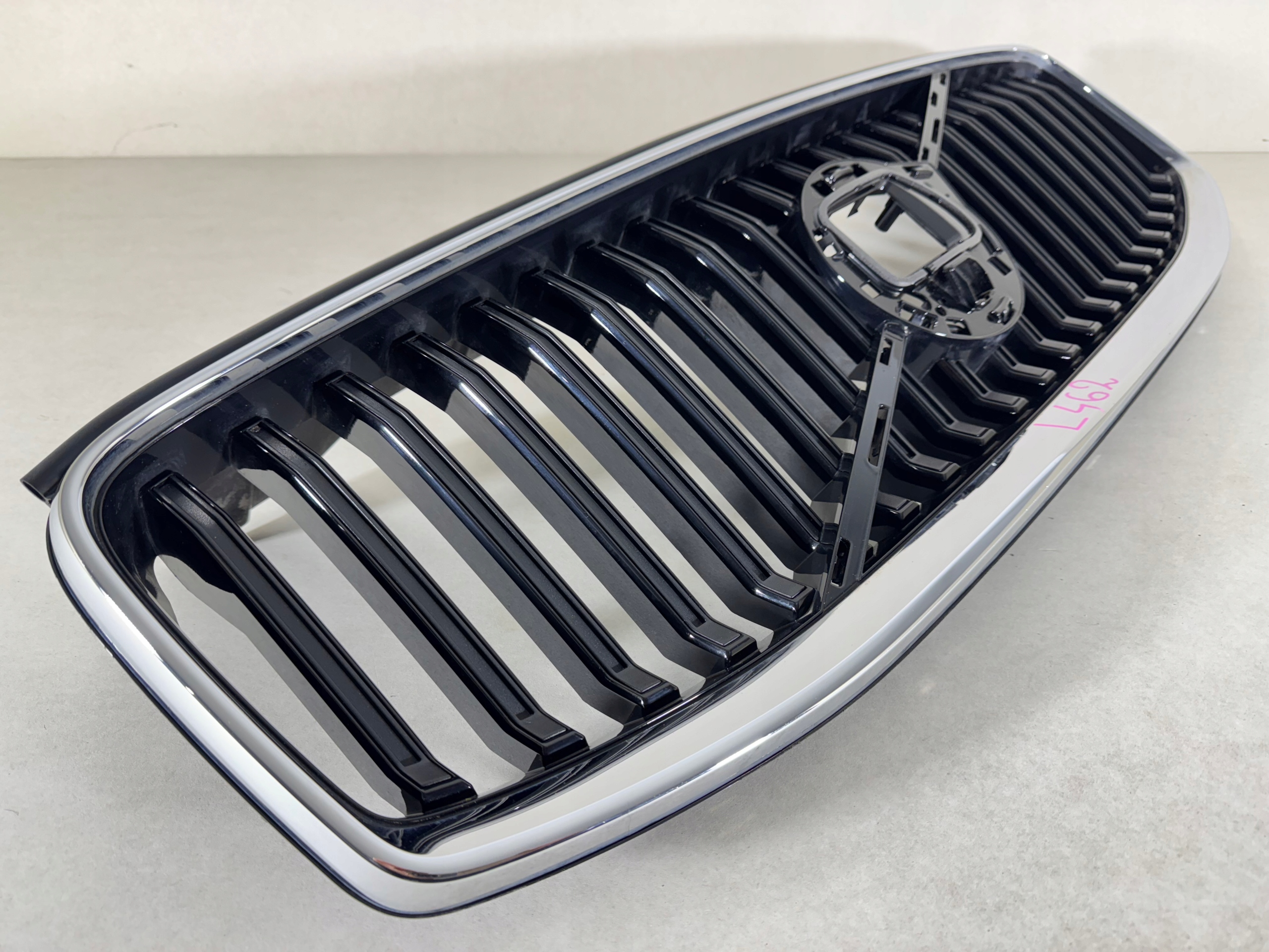 Volvo XC60 Kühlergrill FRONTGRILL Kühlergitter 32386078 - Thumbnail 3