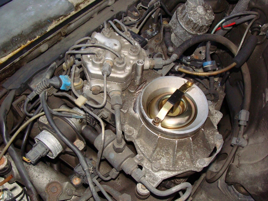 0438121082 - ВПРЫСК СПЛИТТЕР KE-JET MERCEDES 300E-24 3,0 24V