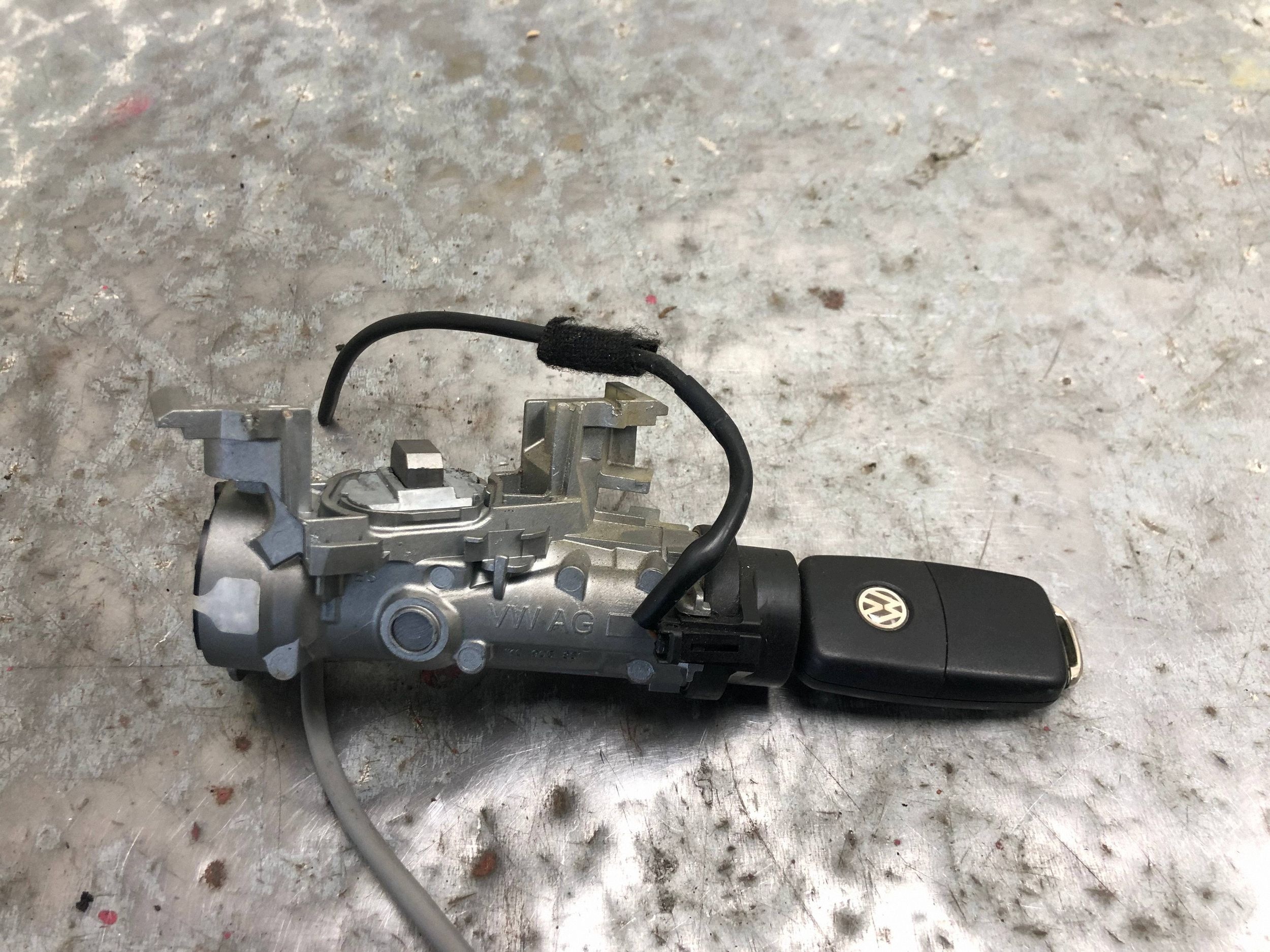 ignition + key VW GOLF VI KOMBI 1K0905851 1K0905865B
