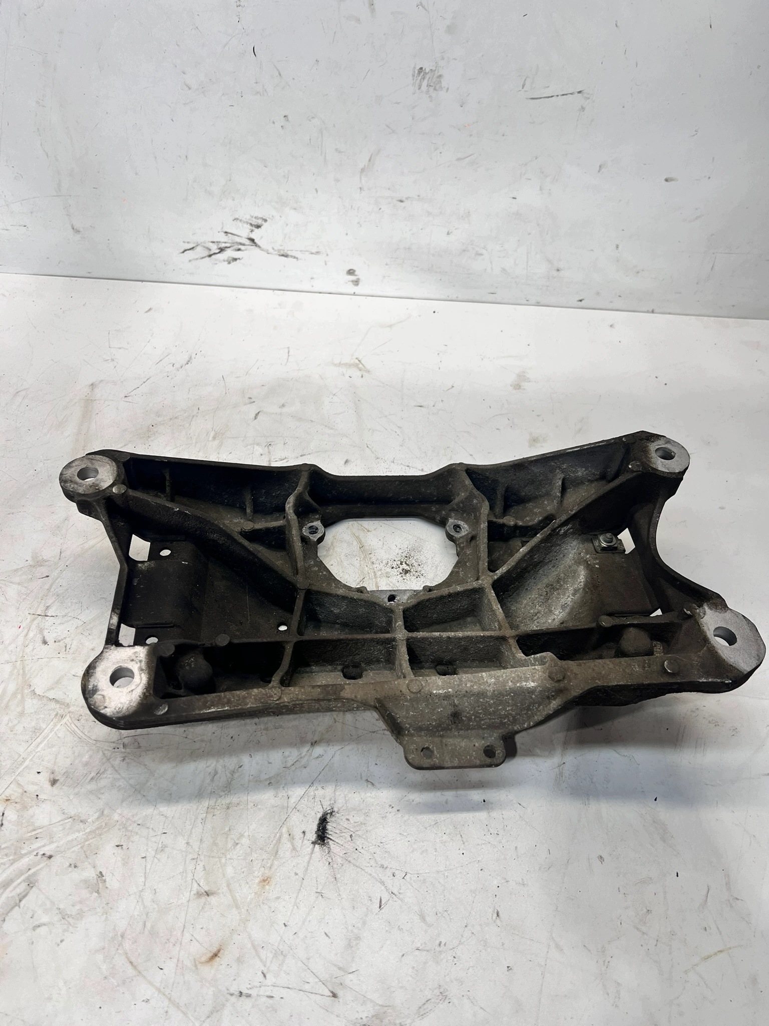 supporto supporto cambio ingranaggi AUDI A4 A5 8K0399263BL