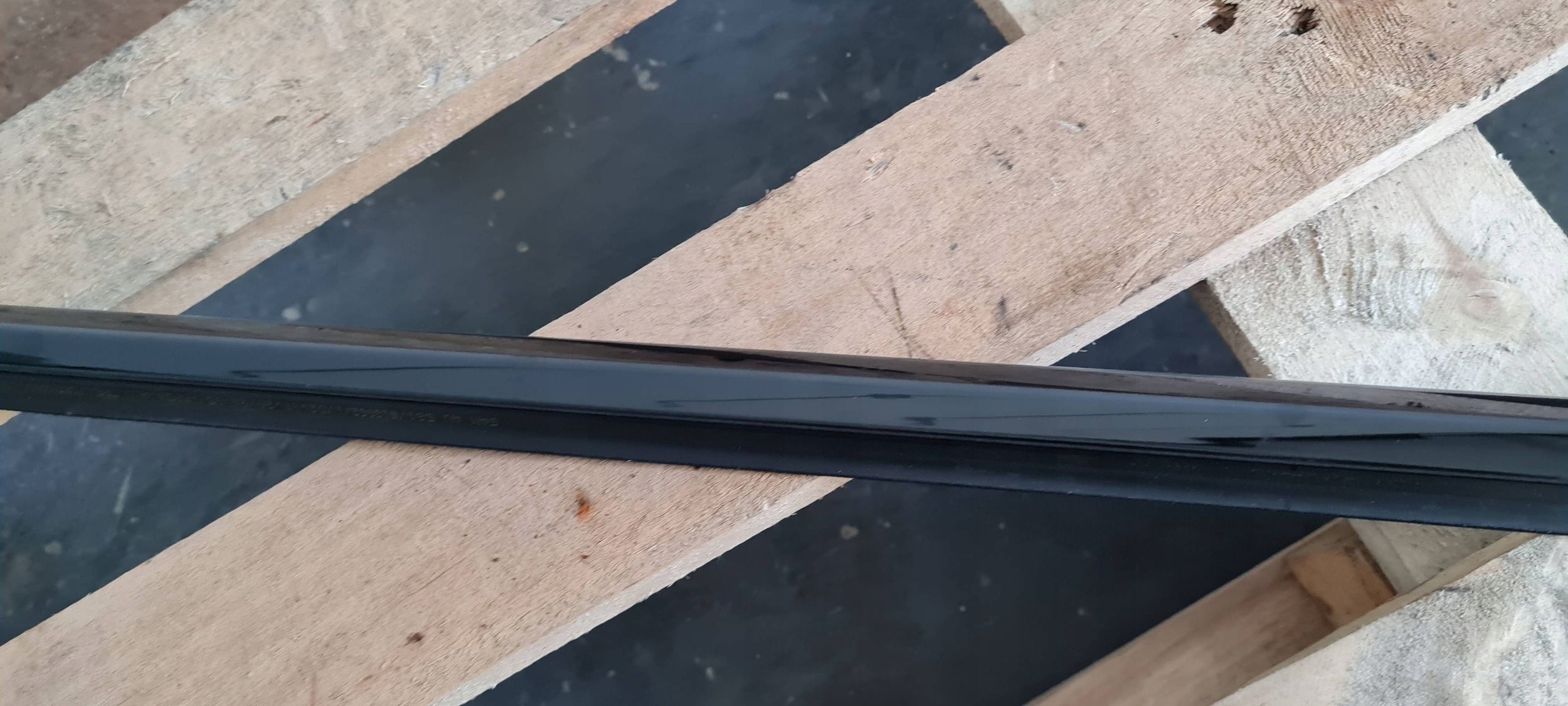 A6 C8 4K moulding dust door right right front SLINE black 4K0837476A