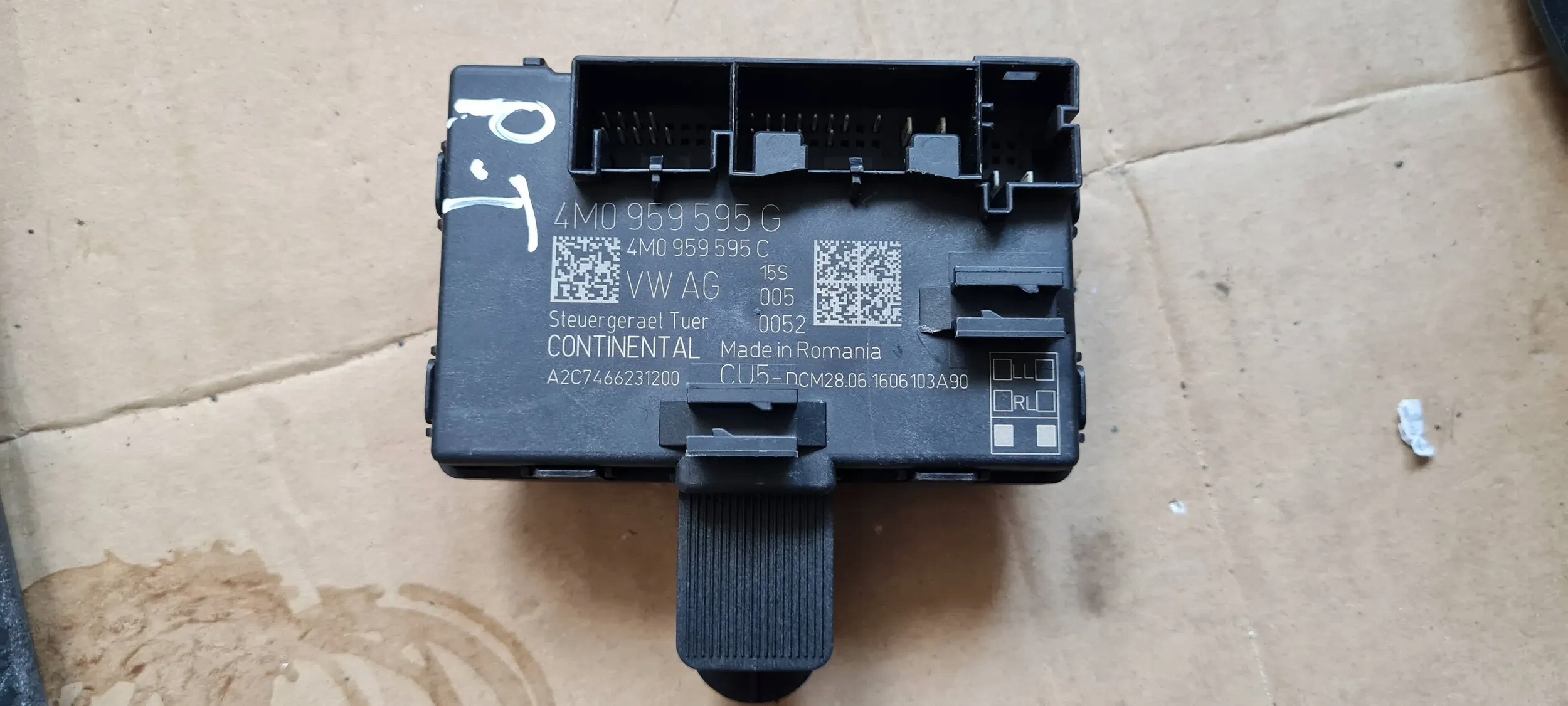 Q7 4M II module control unit door right rear part 4M0959595G
