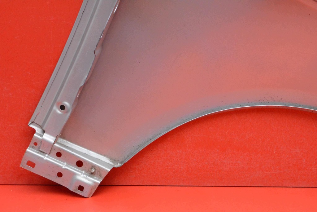 fender left front front LRC995 LAND ROVER RANGE ROVER 4 IV L405 12-17