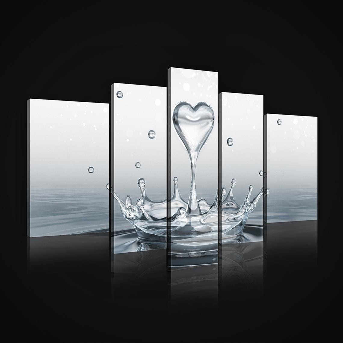 Obraz 170x100 Vodné srdce striekajúca voda dynamika tekutiny čistota sviežosť