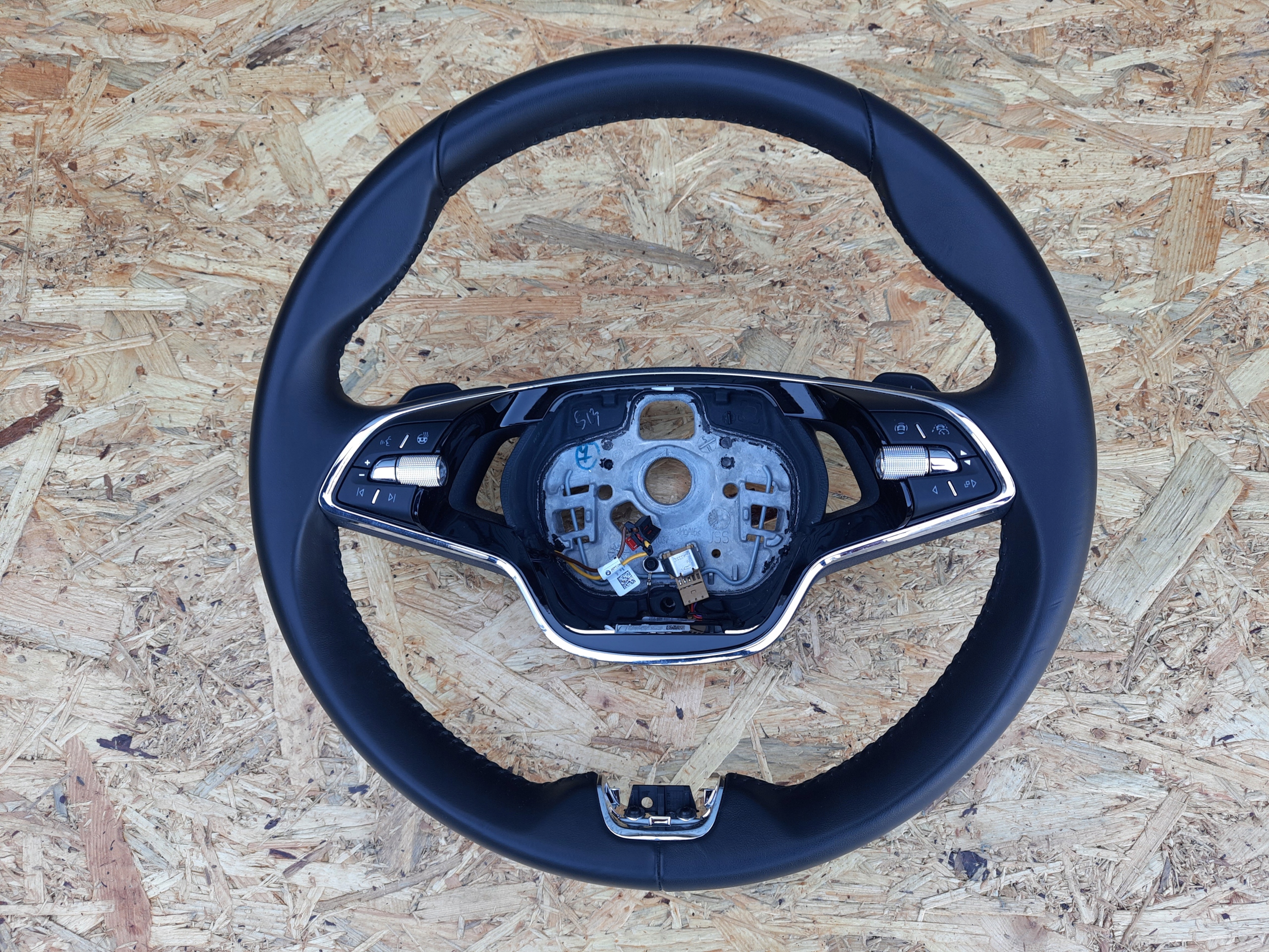 Kierownica SKODA OCTAVIA IV 5E3959542F 5E3419093AP