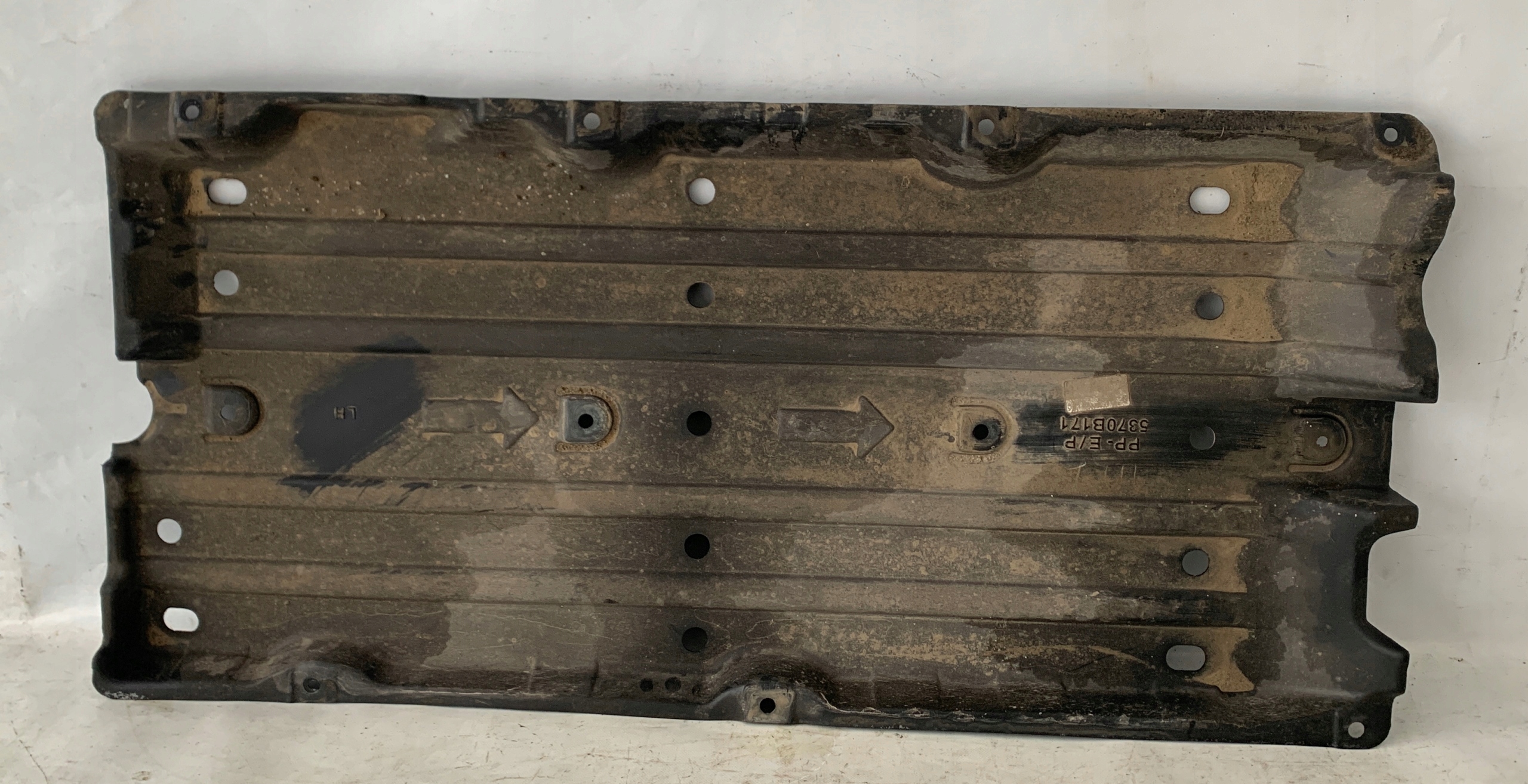 cover chassis left MITSUBISHI SPACE STAR II 13