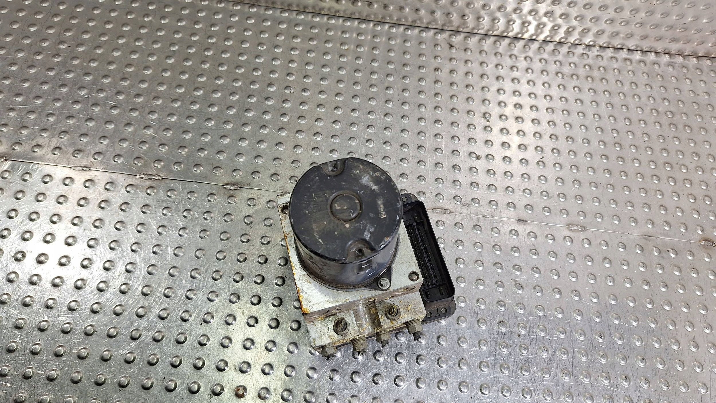 pump control unit ABS 6783360 6783362 BMW E60 E61 E63 E64
