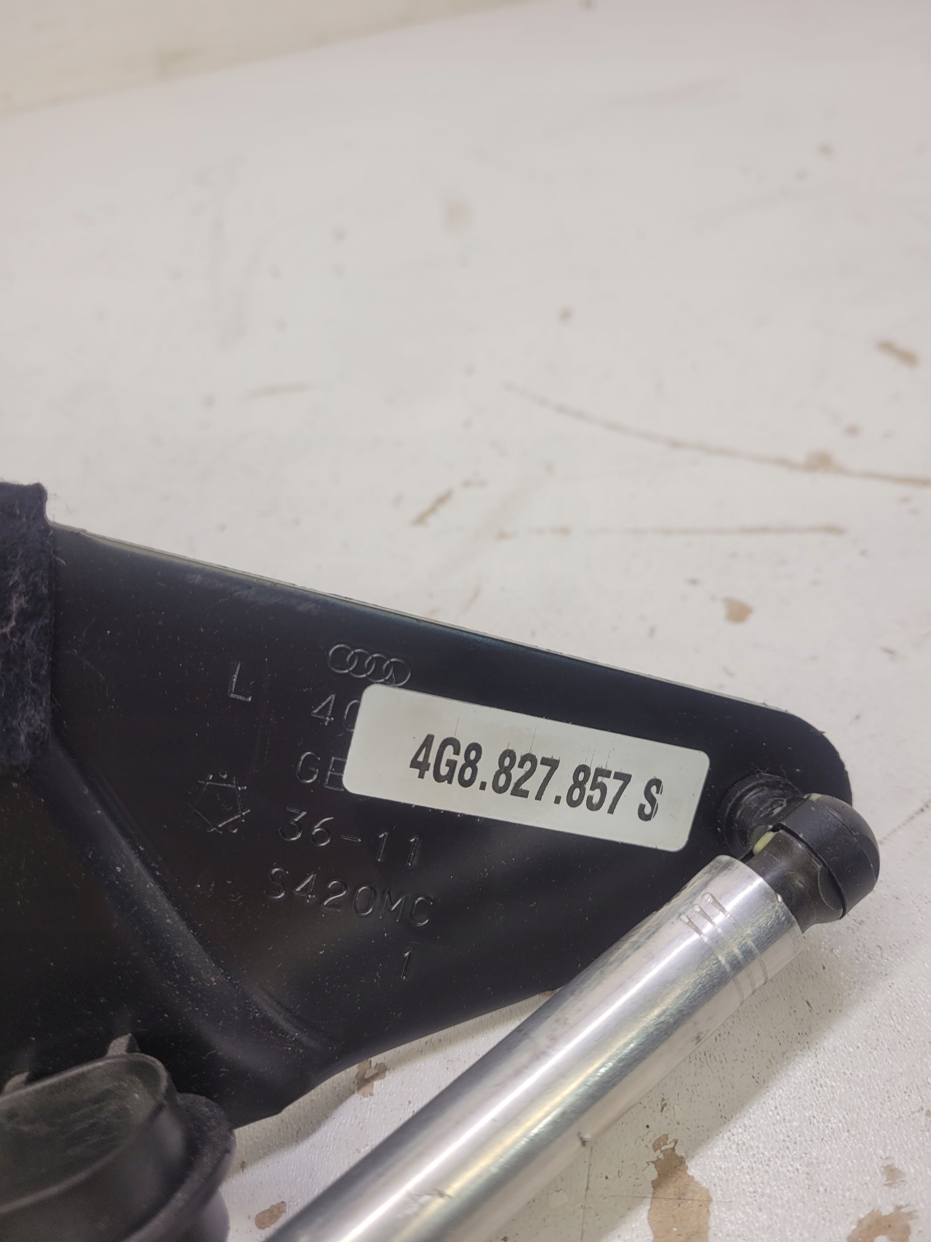 damper hinge bonnet left rear part AUDI A7 4G8827857S